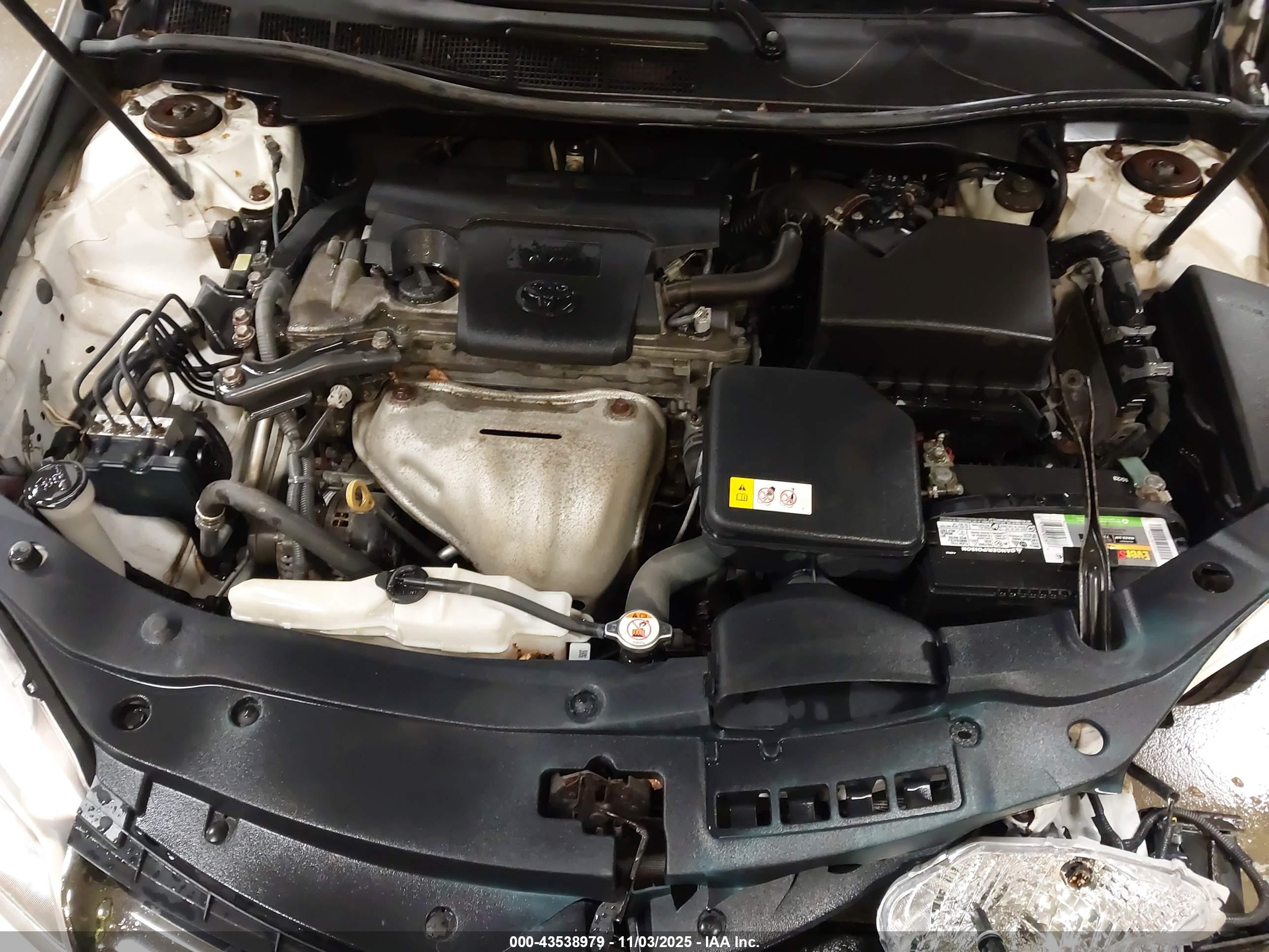 TOYOTA CAMRY image 10