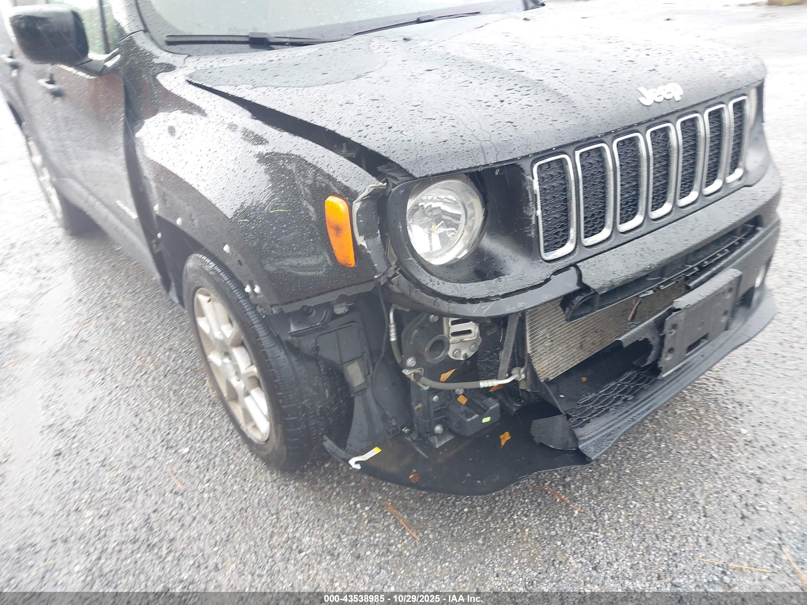 JEEP RENEGADE image 6