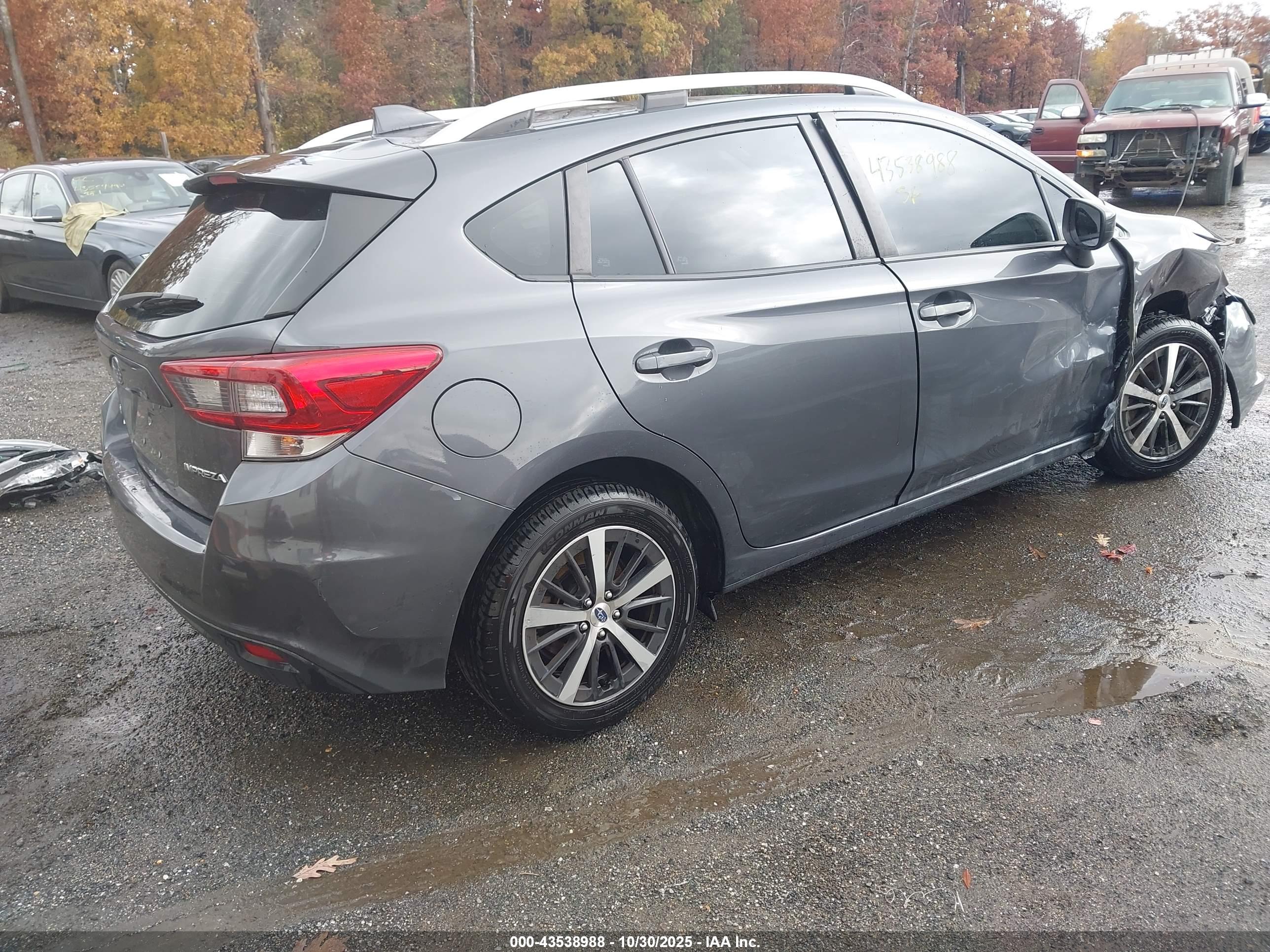 SUBARU IMPREZA image 4