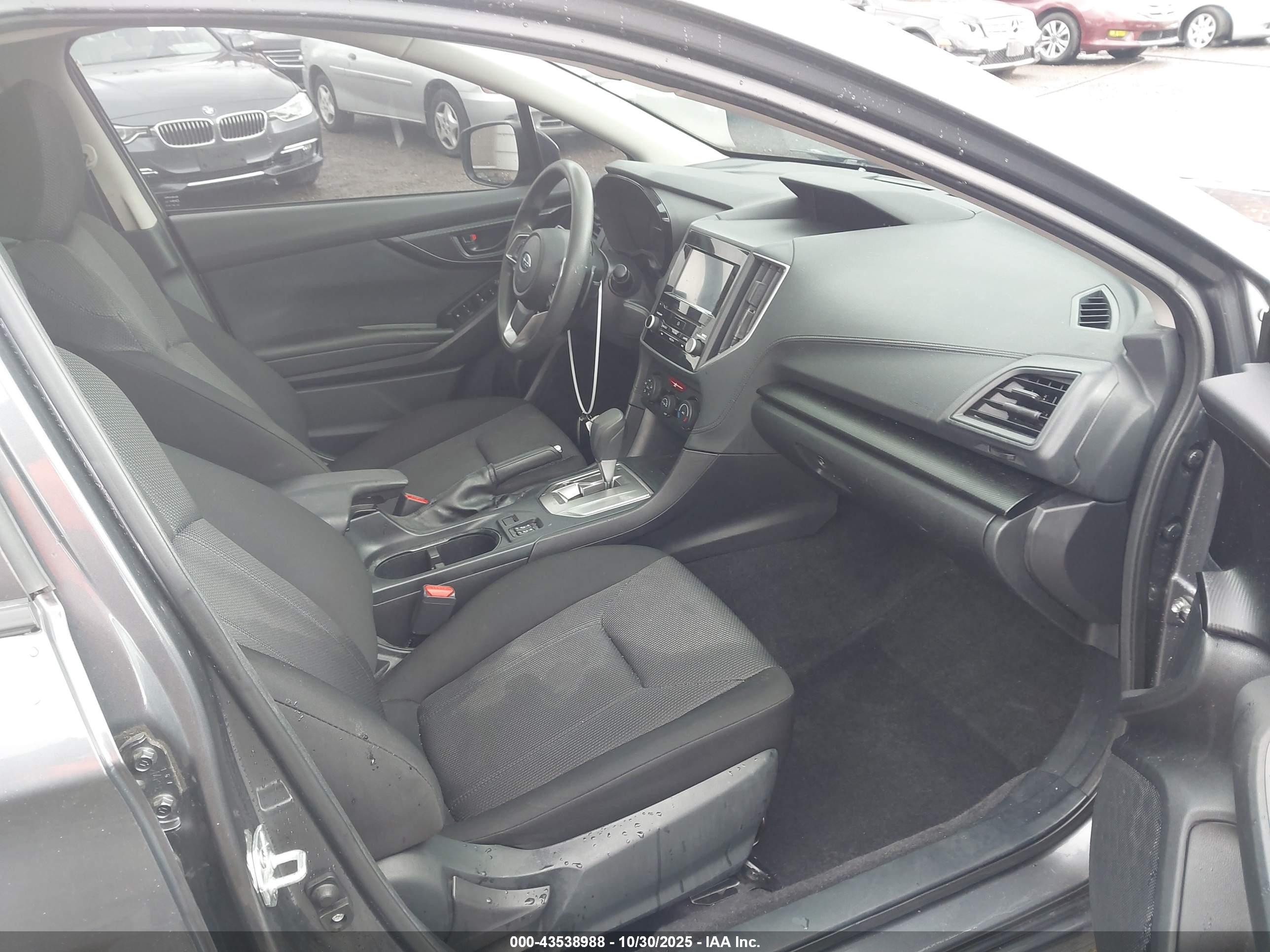 SUBARU IMPREZA image 5