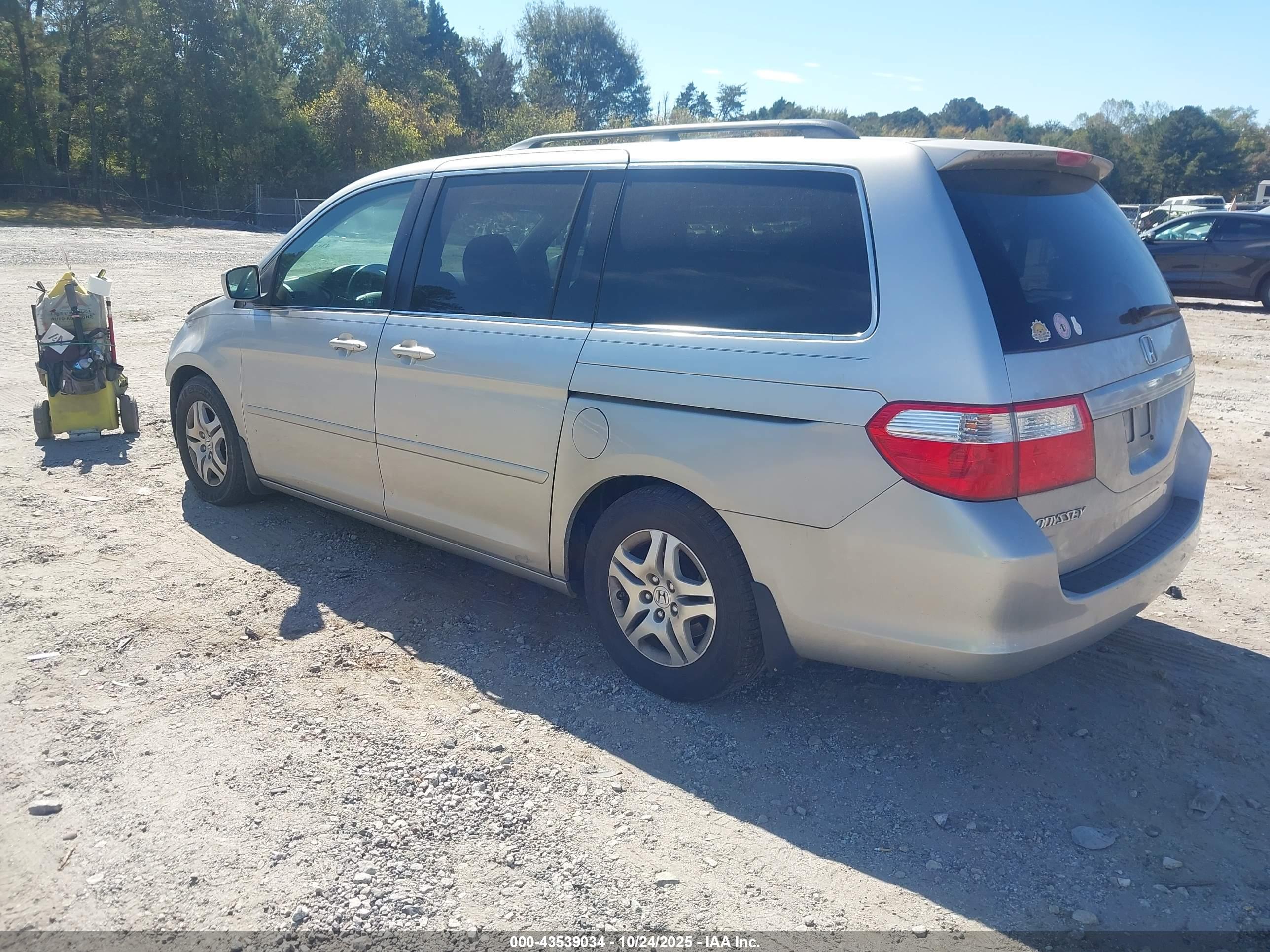 HONDA ODYSSEY image 3