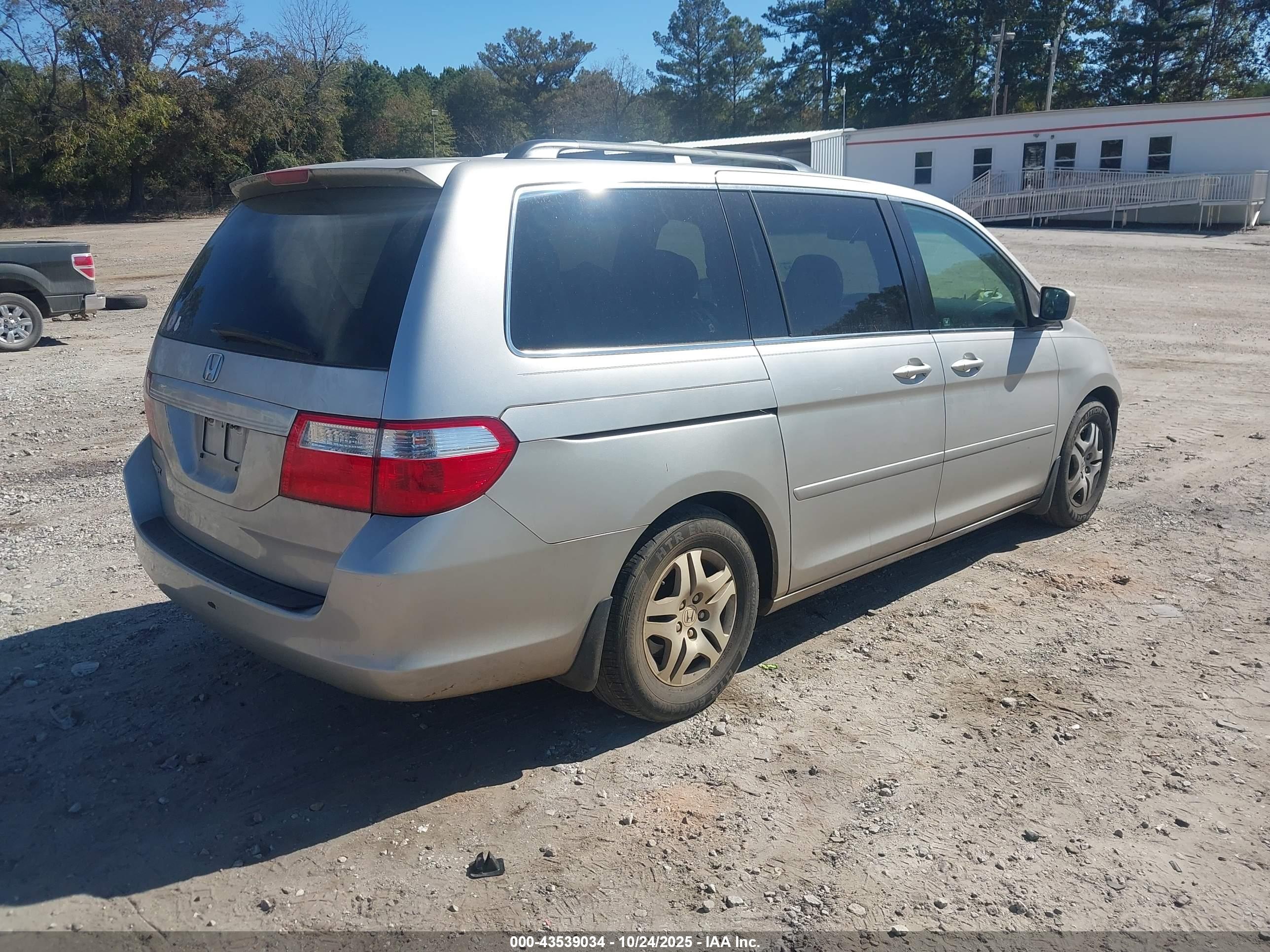 HONDA ODYSSEY image 4