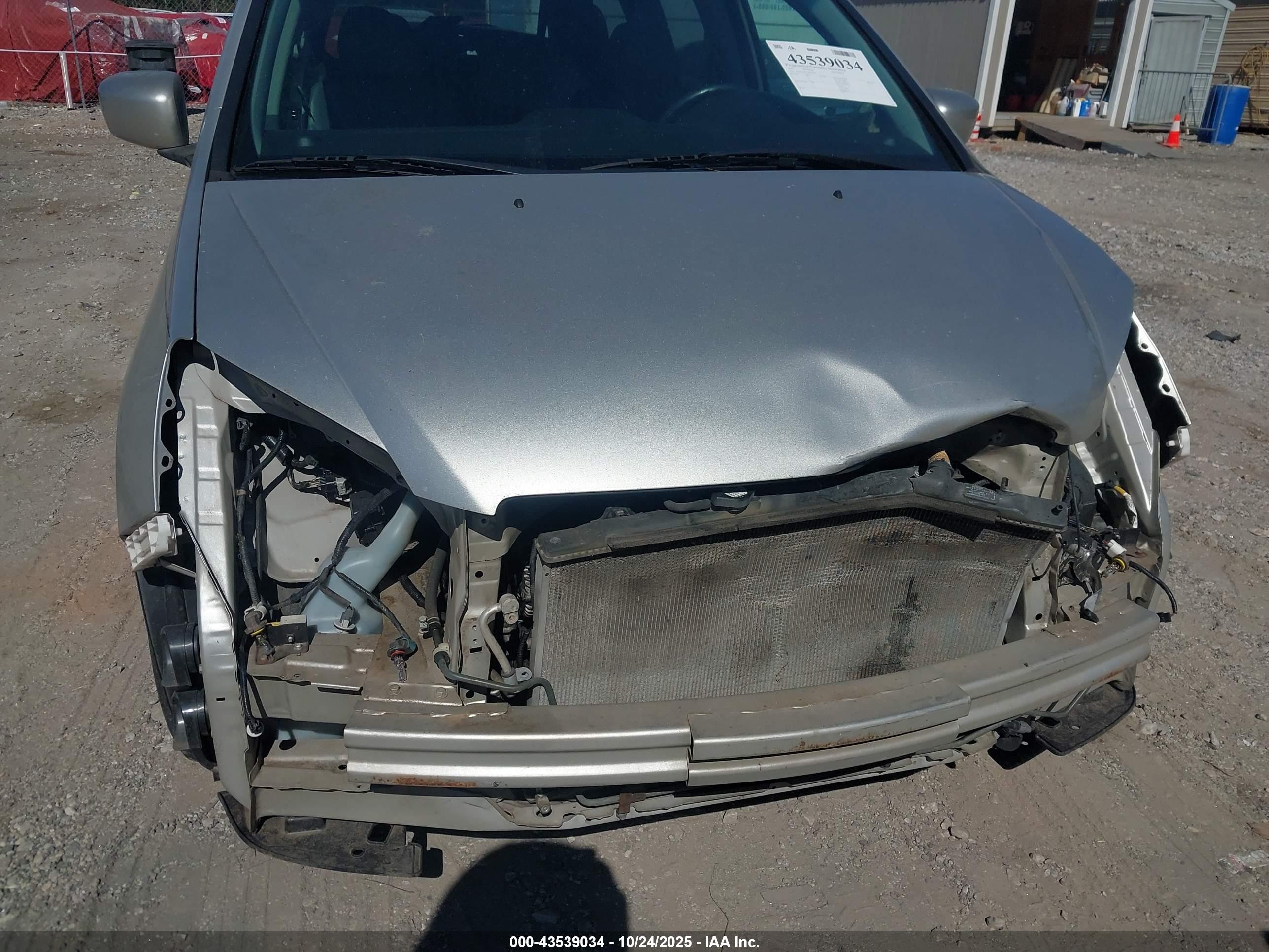 HONDA ODYSSEY image 6