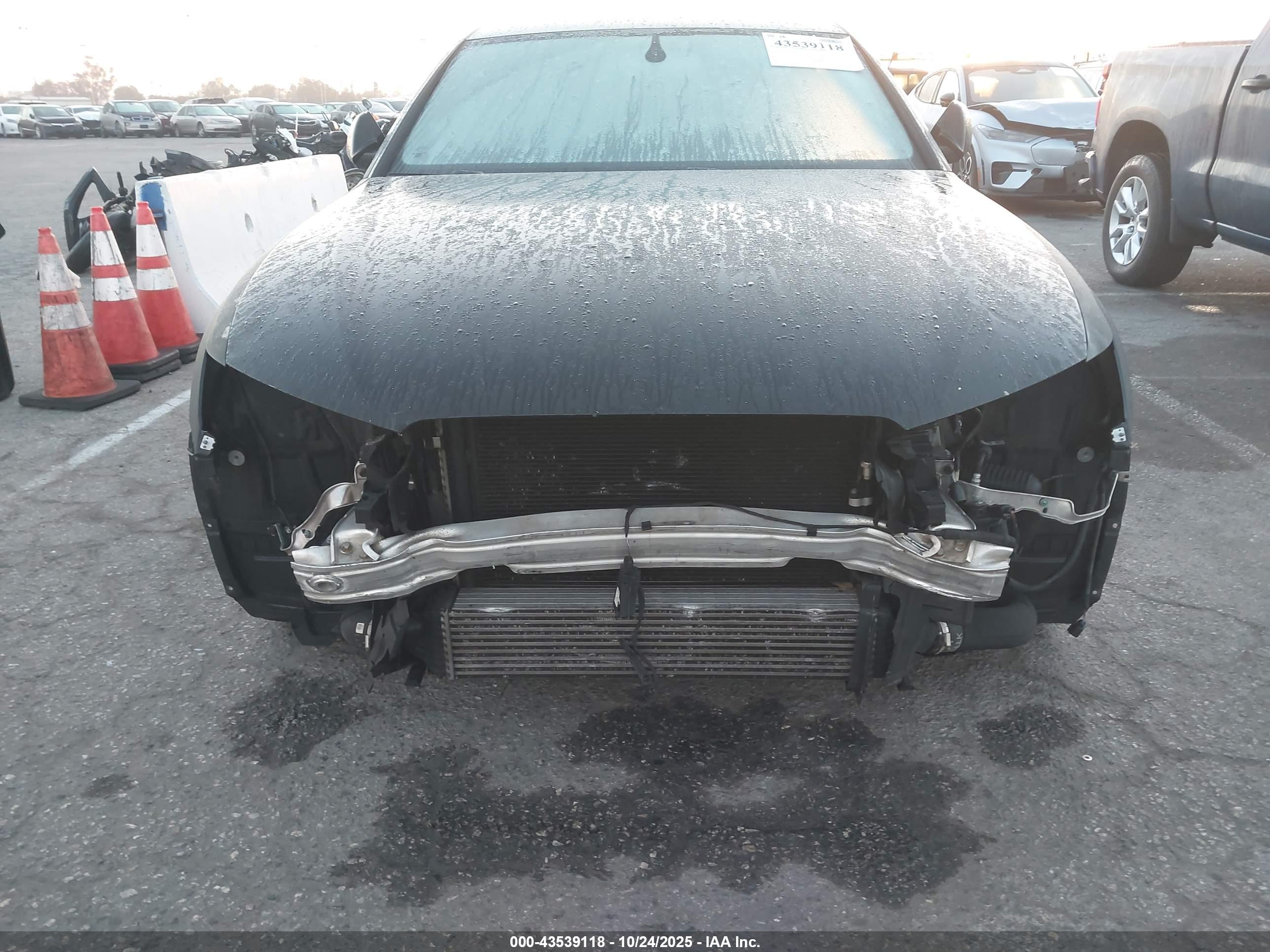 AUDI A6 image 6