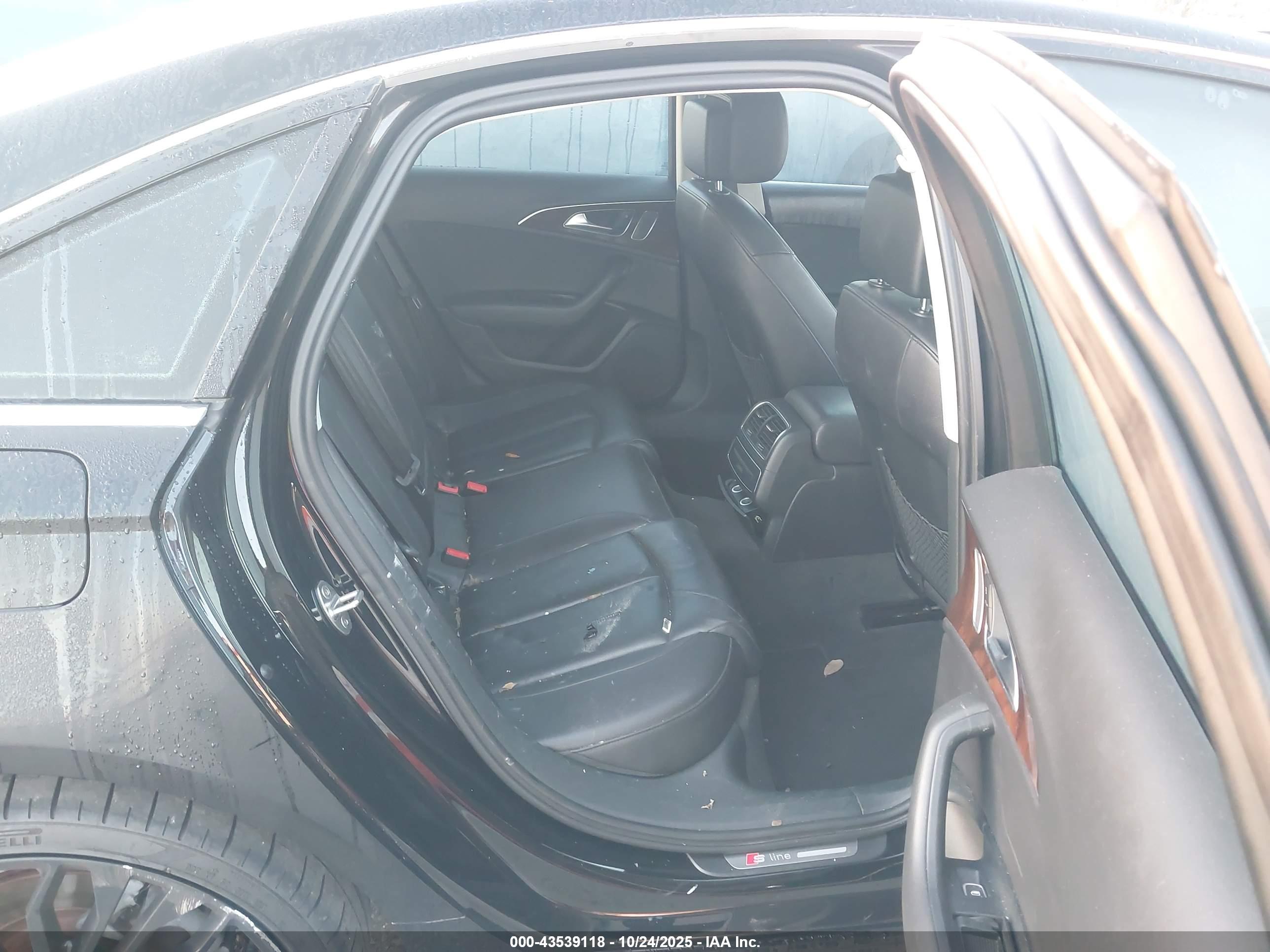 AUDI A6 image 8