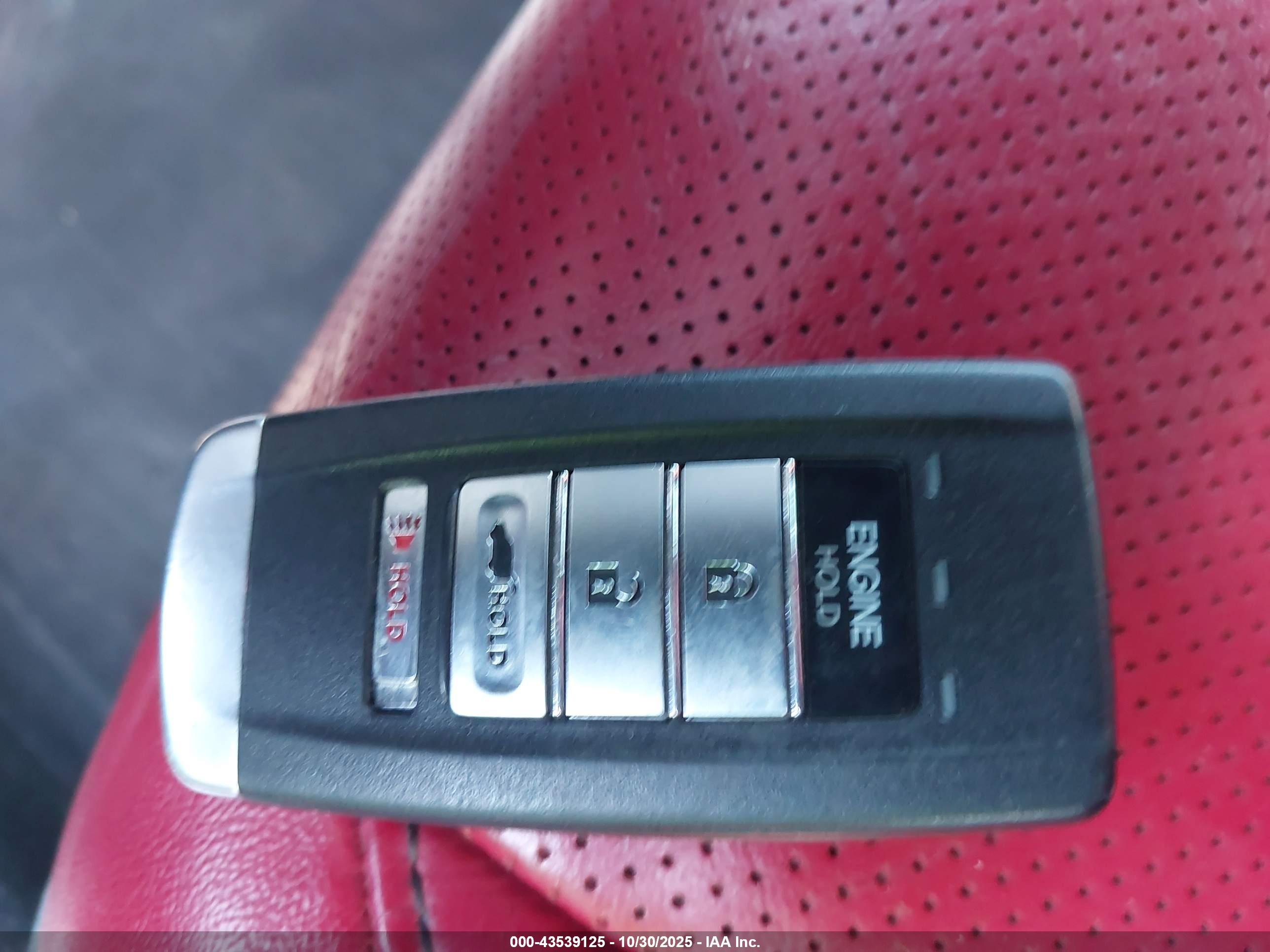 ACURA TLX image 11