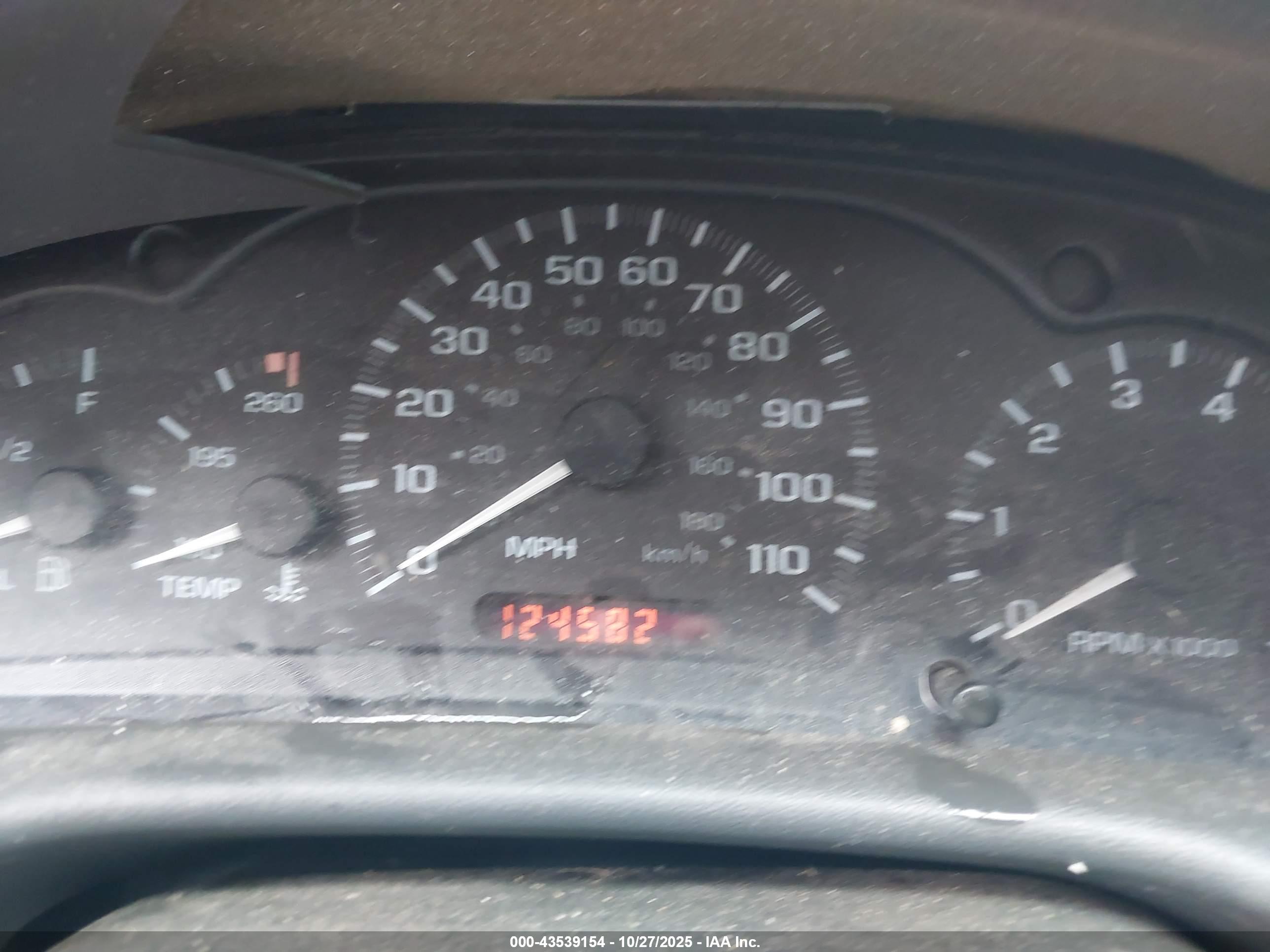 CHEVROLET CAVALIER image 7