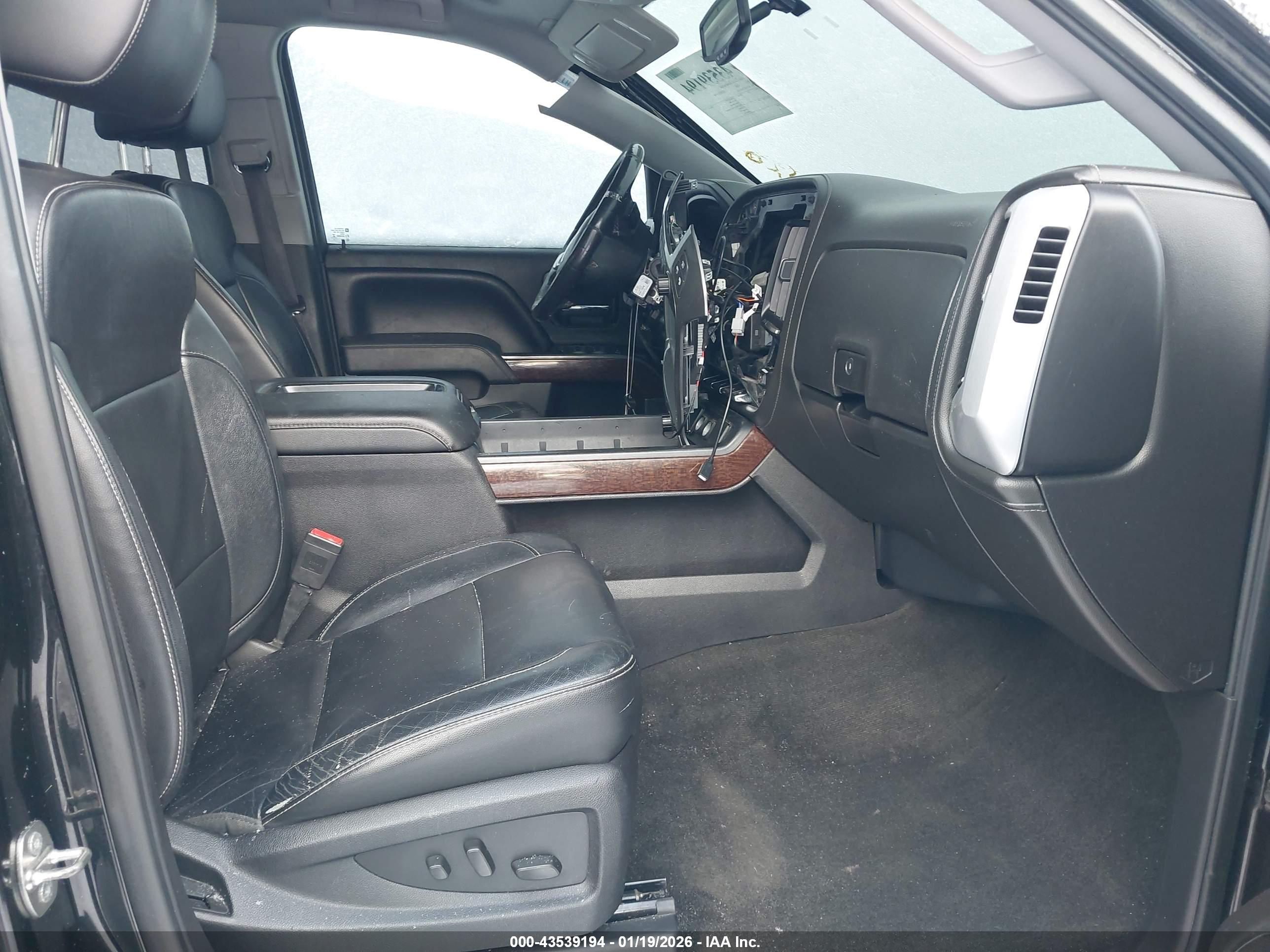 GMC SIERRA image 5