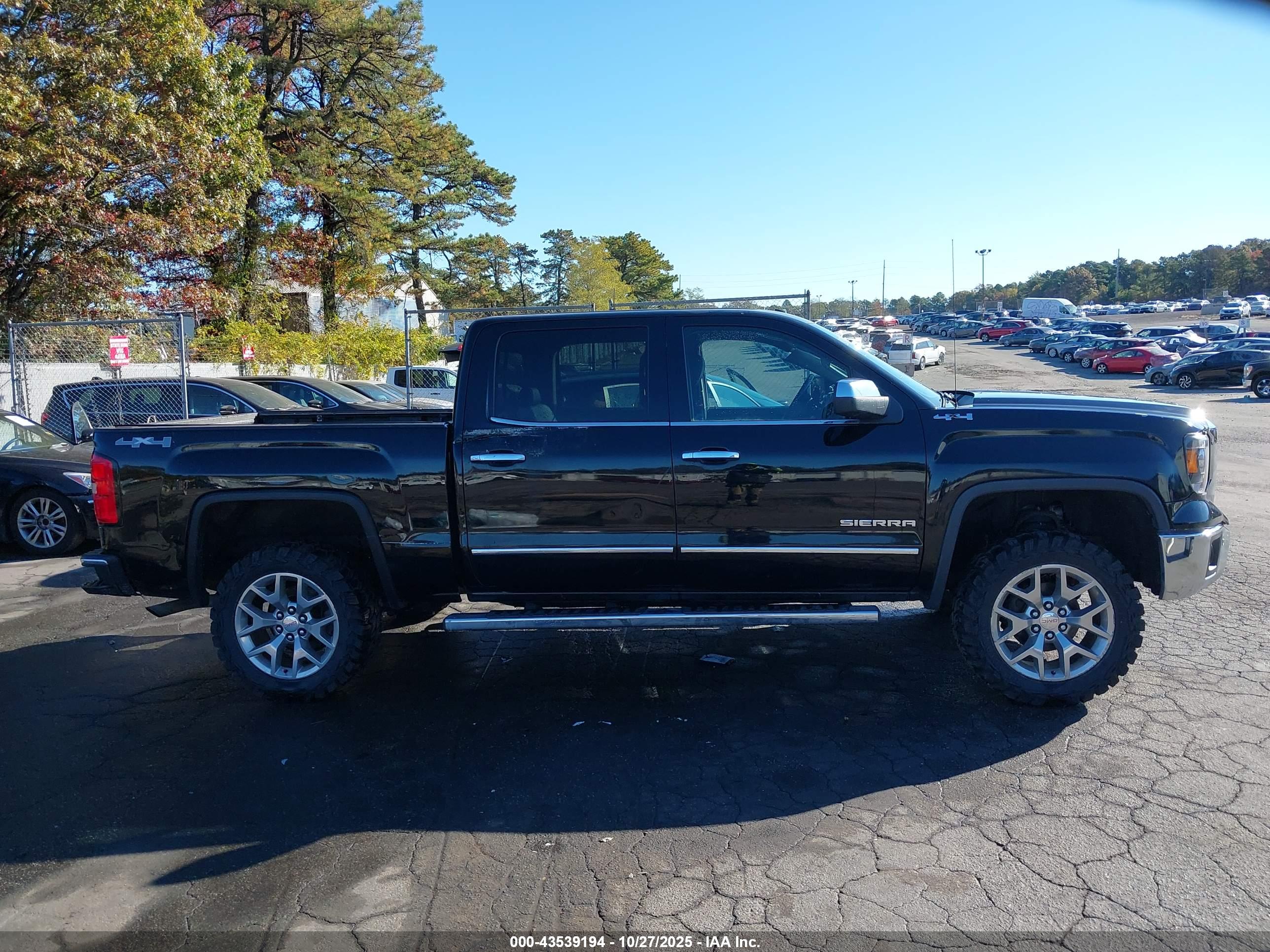 GMC SIERRA image 6