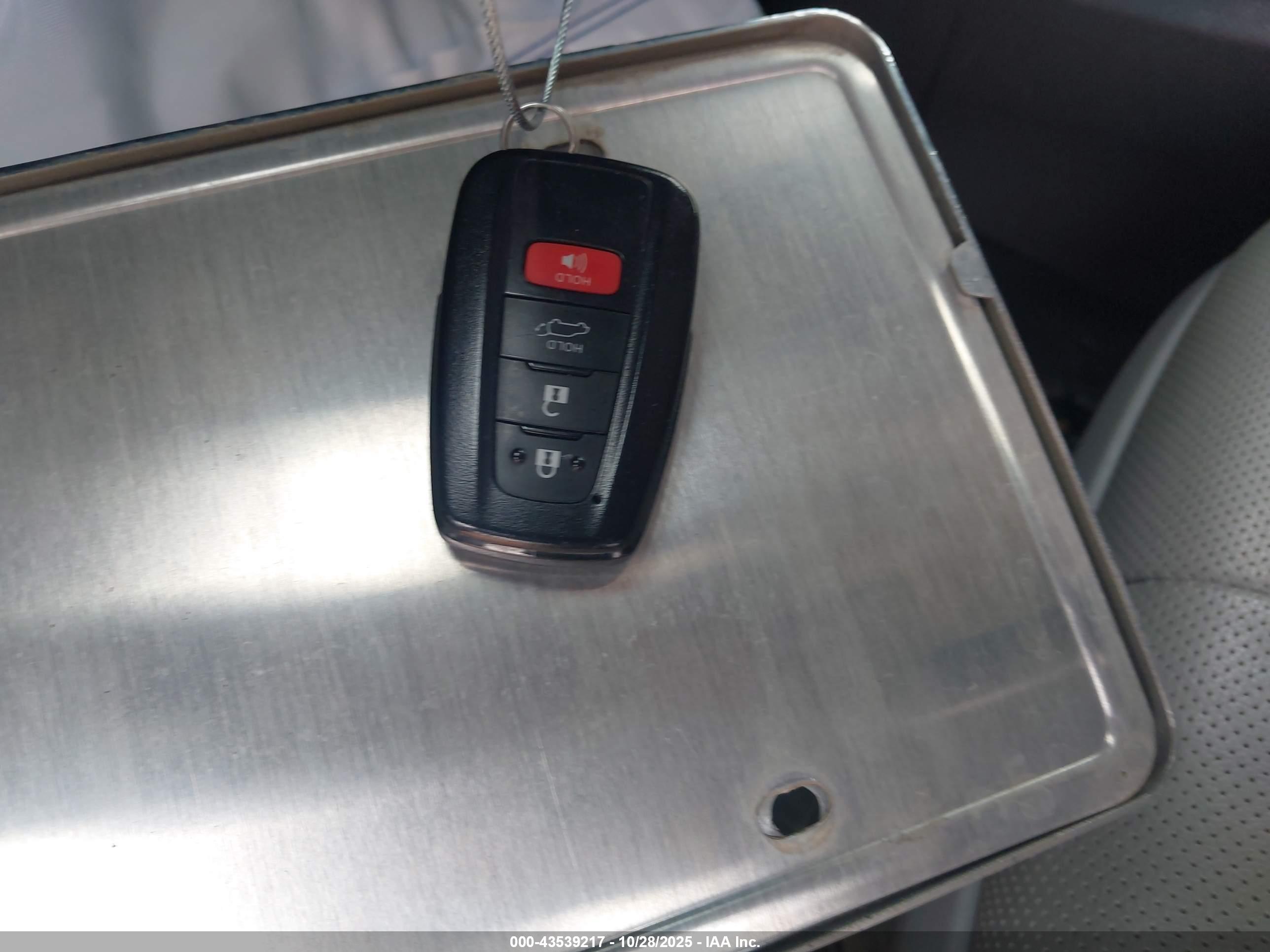 TOYOTA HIGHLANDER image 11