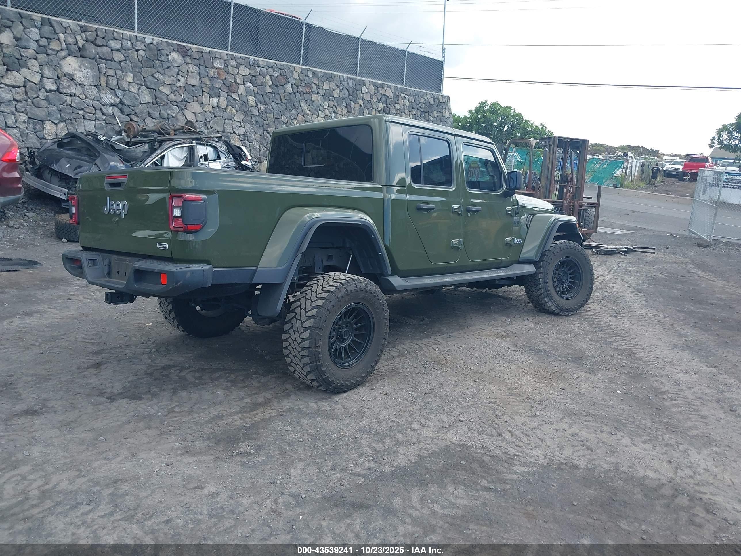 JEEP GLADIATOR image 4