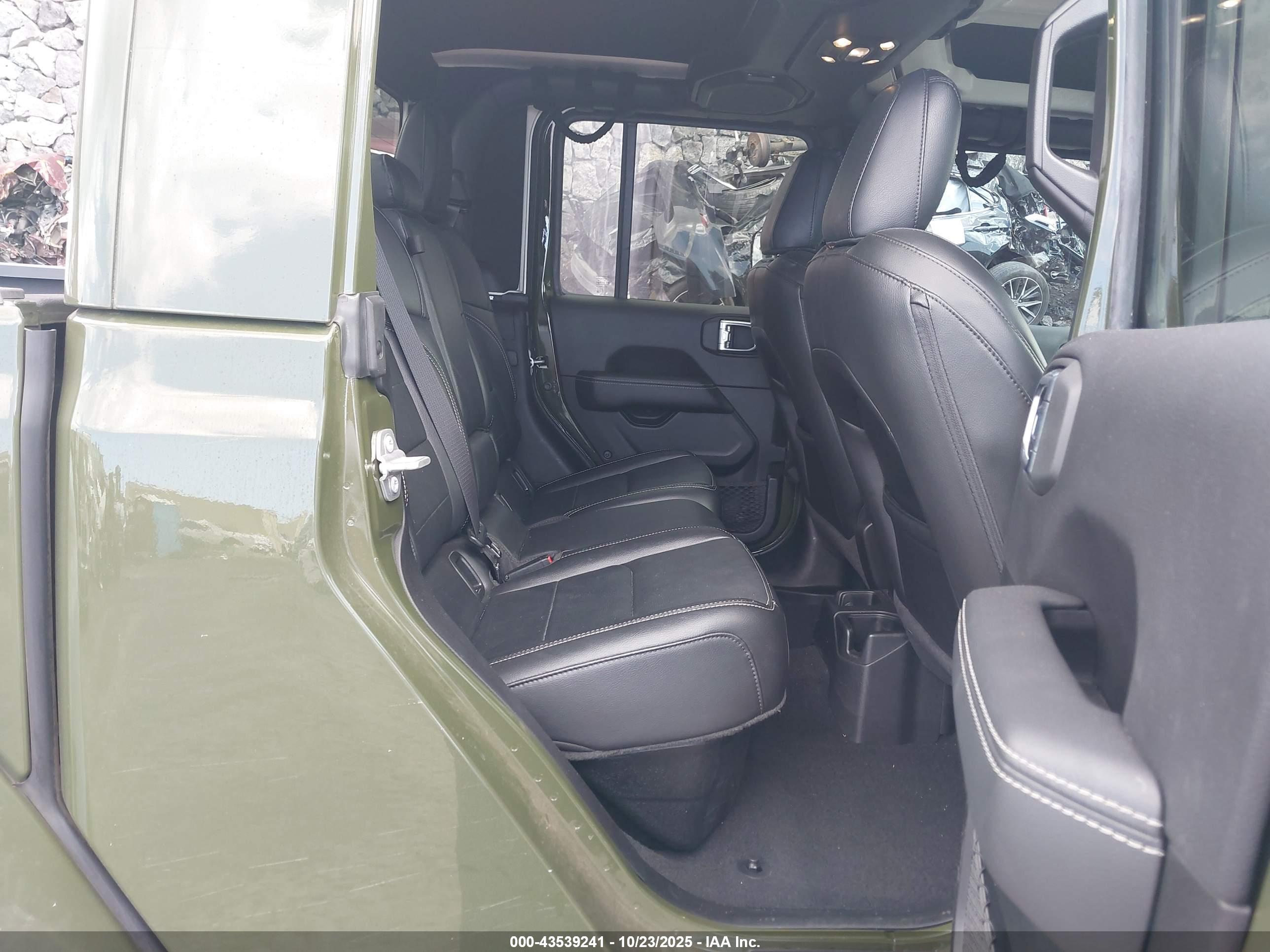 JEEP GLADIATOR image 8