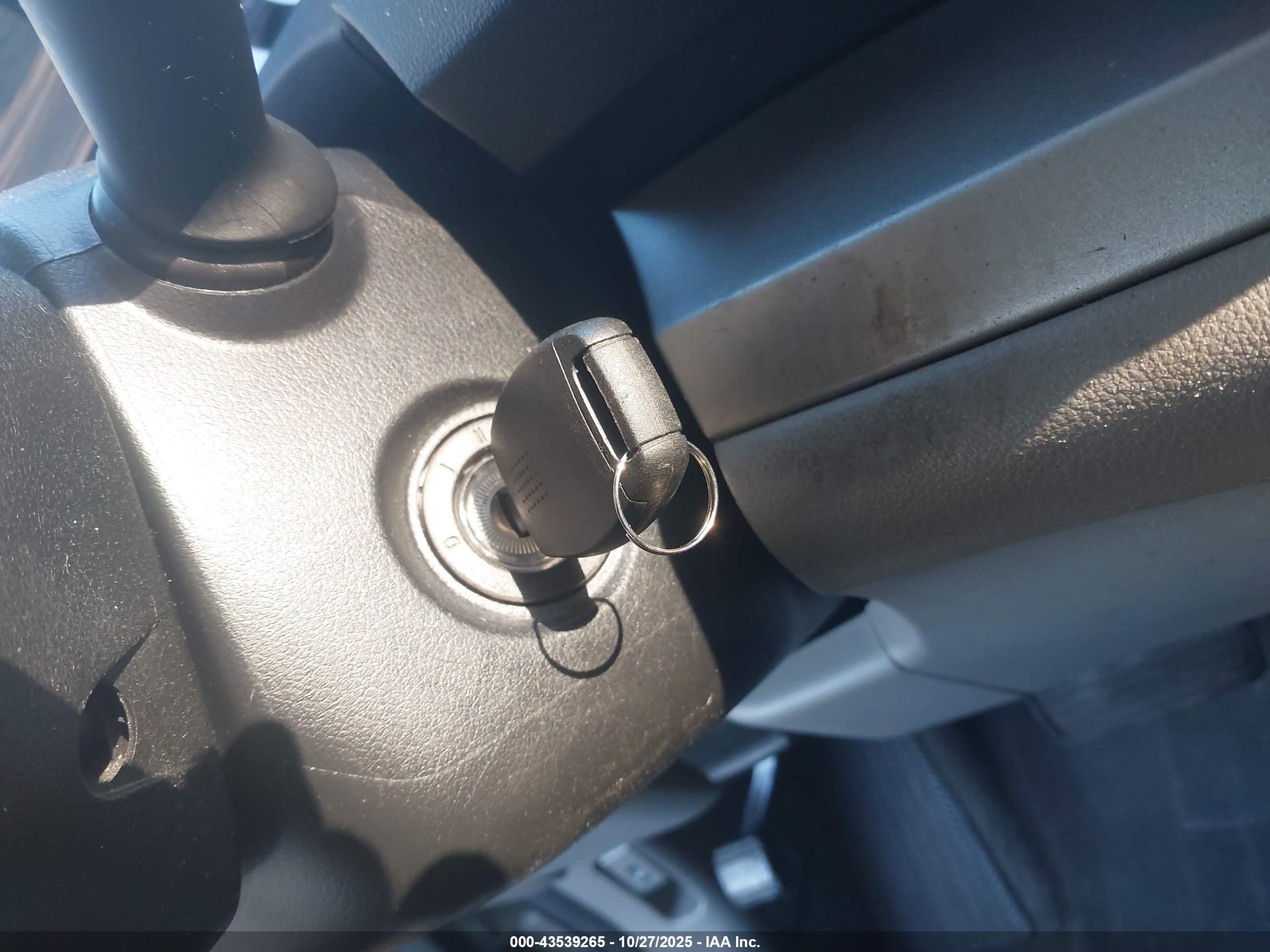 HONDA CR-V image 11