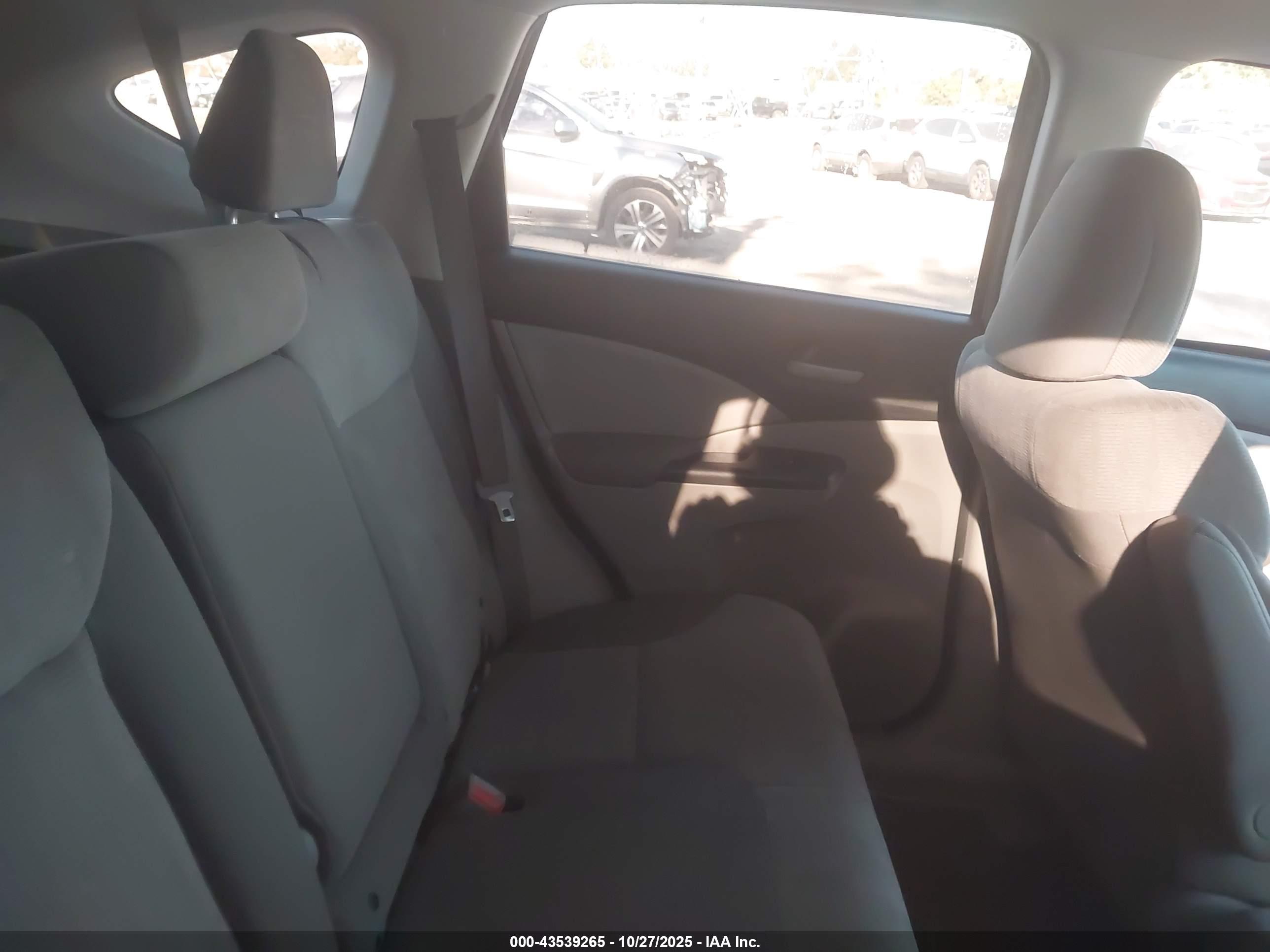 HONDA CR-V image 8