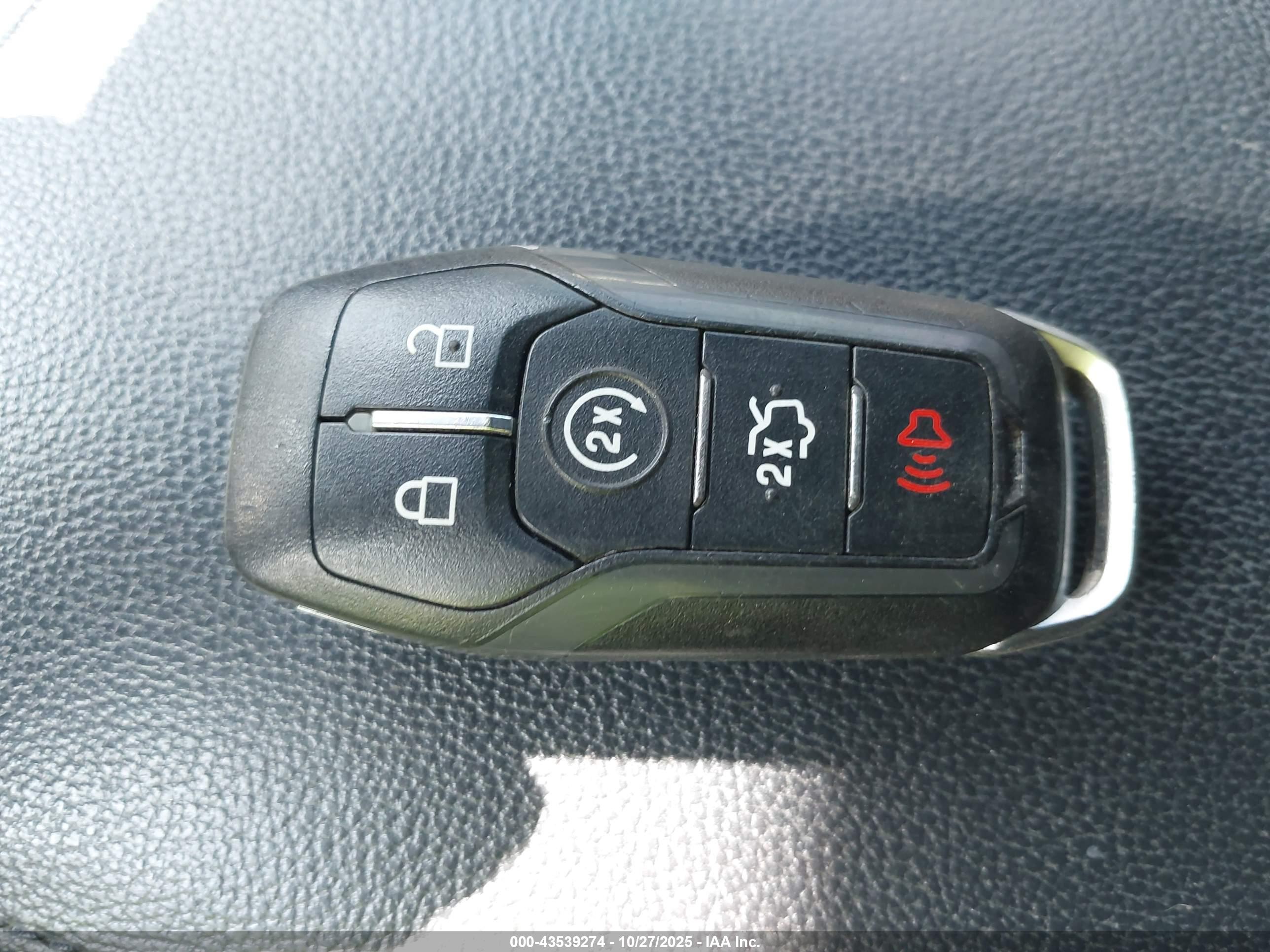 FORD EXPLORER image 11