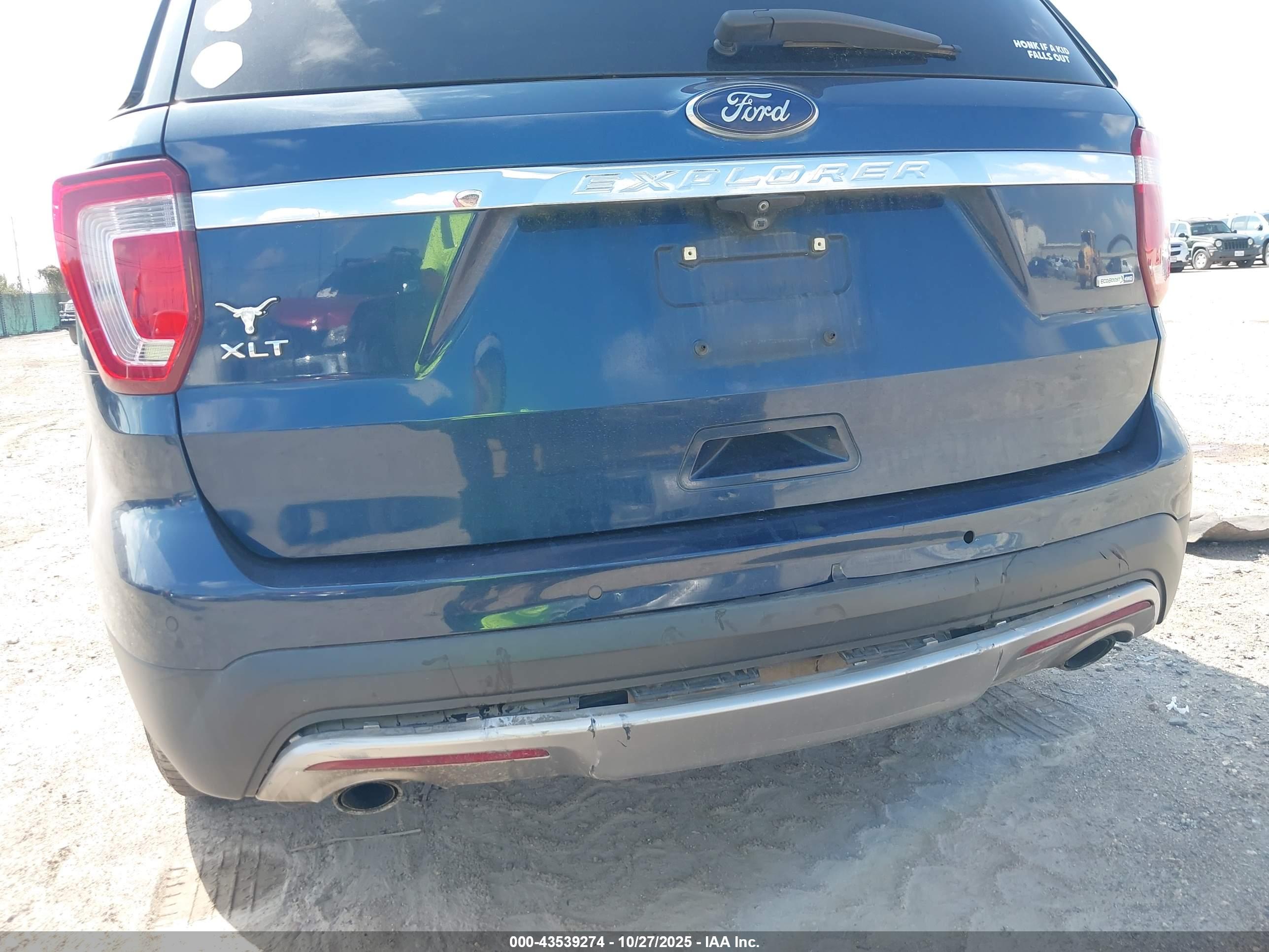 FORD EXPLORER image 6