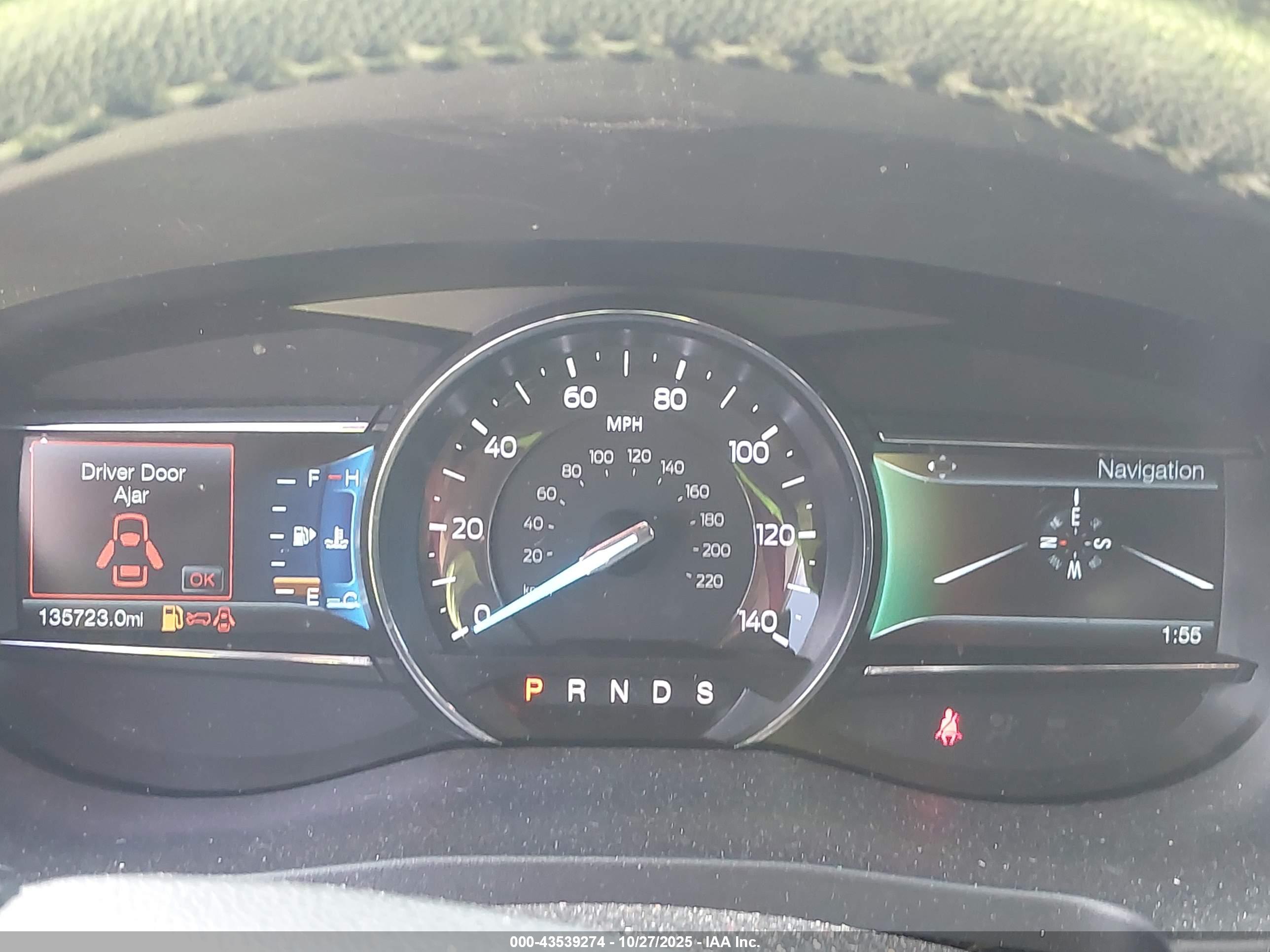 FORD EXPLORER image 7