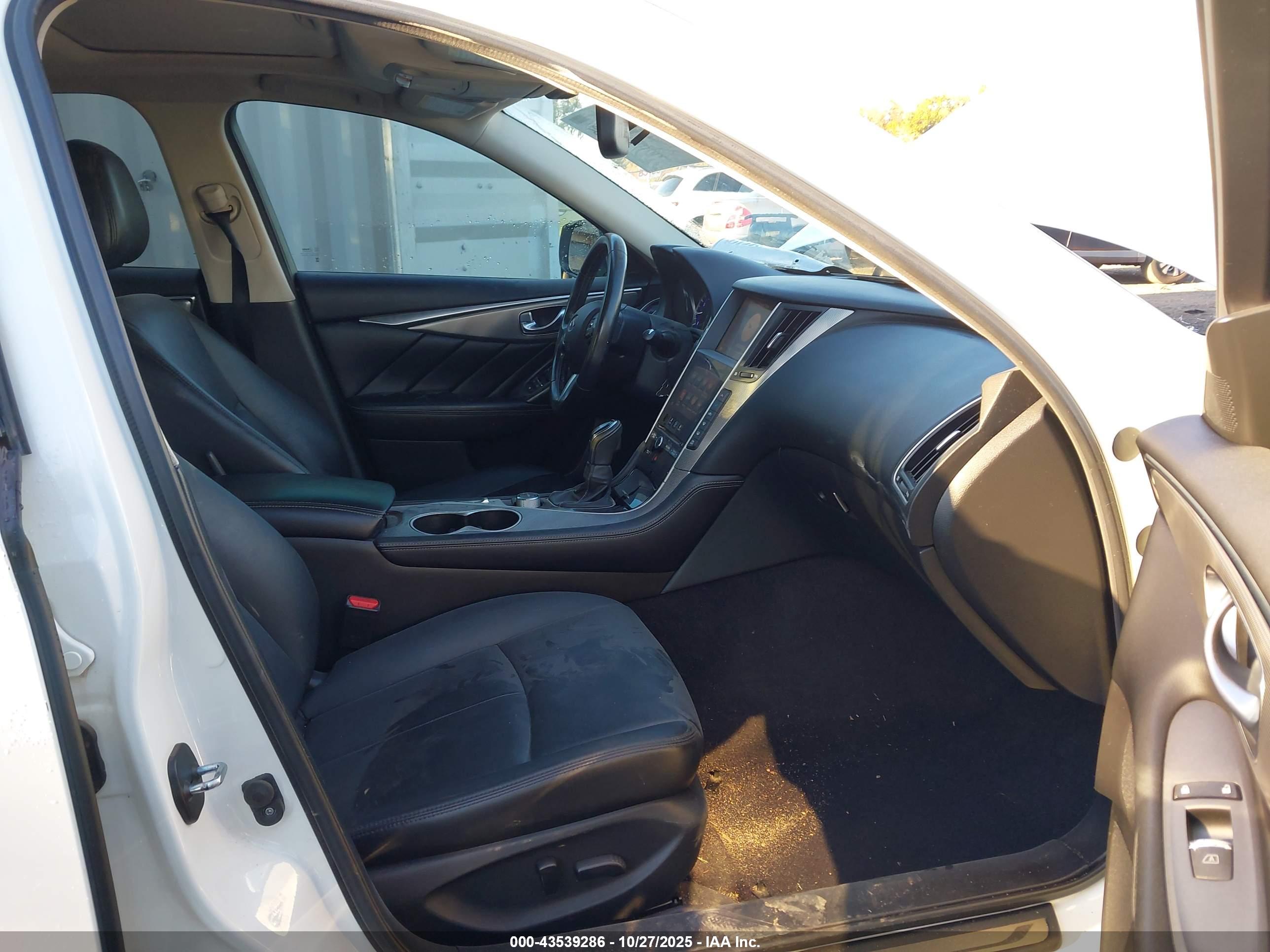 INFINITI Q50 image 5