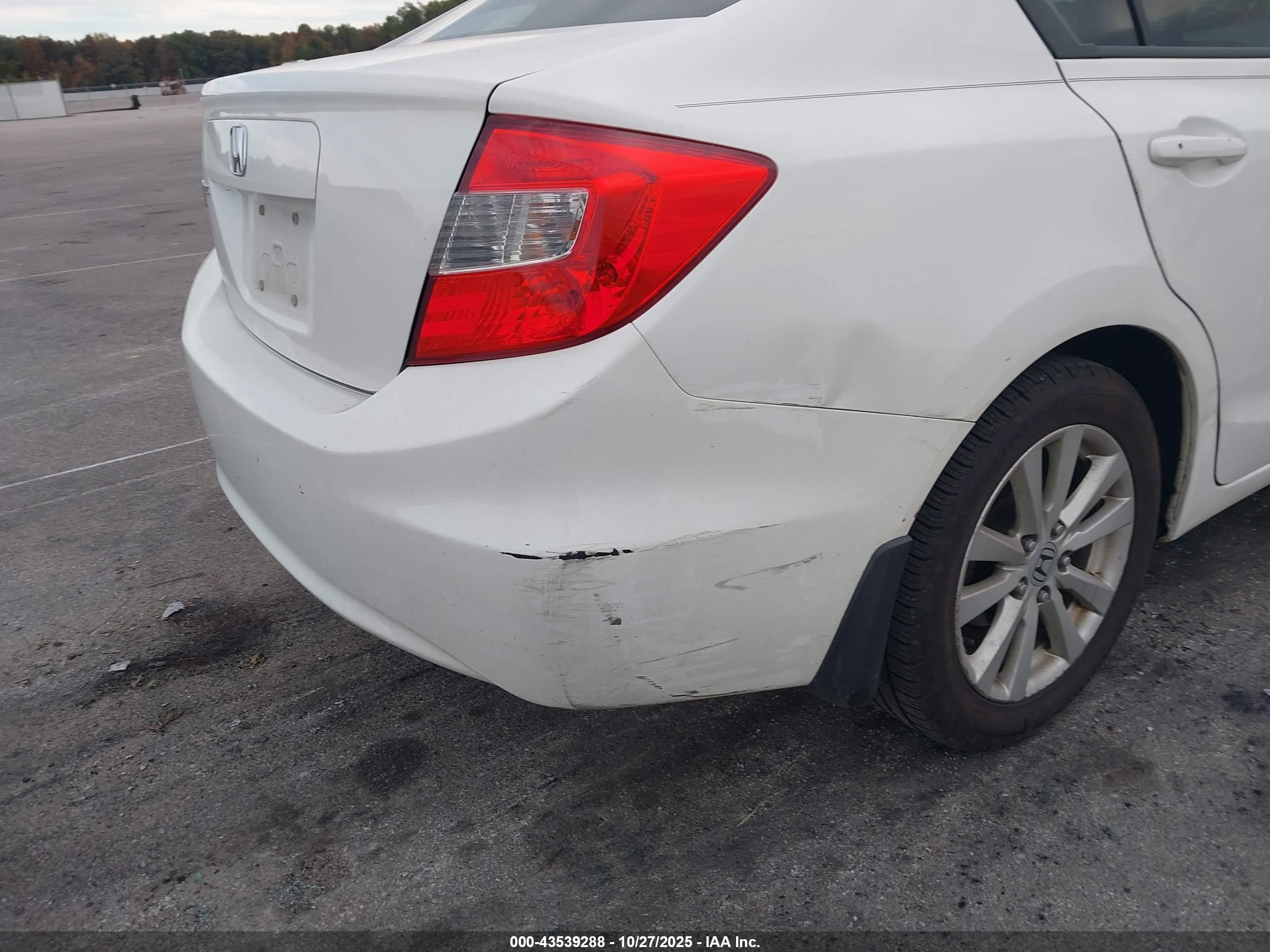 HONDA CIVIC image 6
