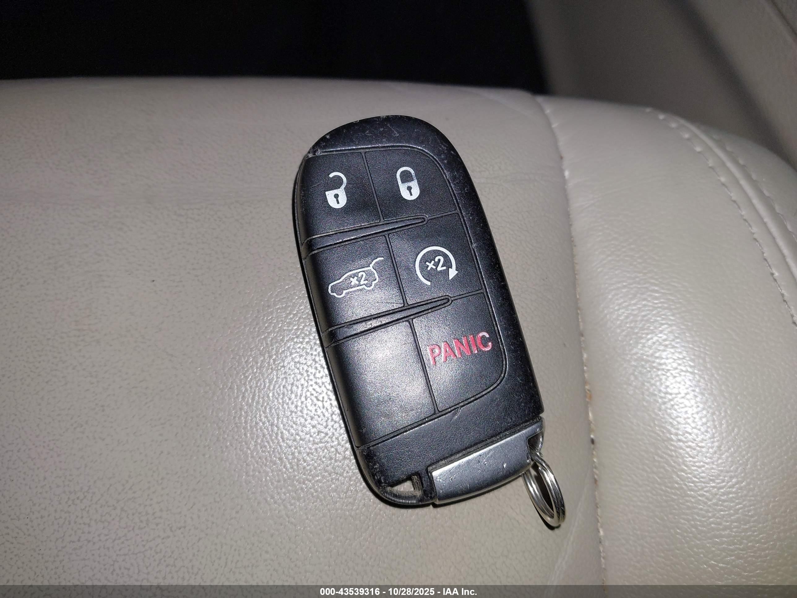 JEEP GRAND image 11