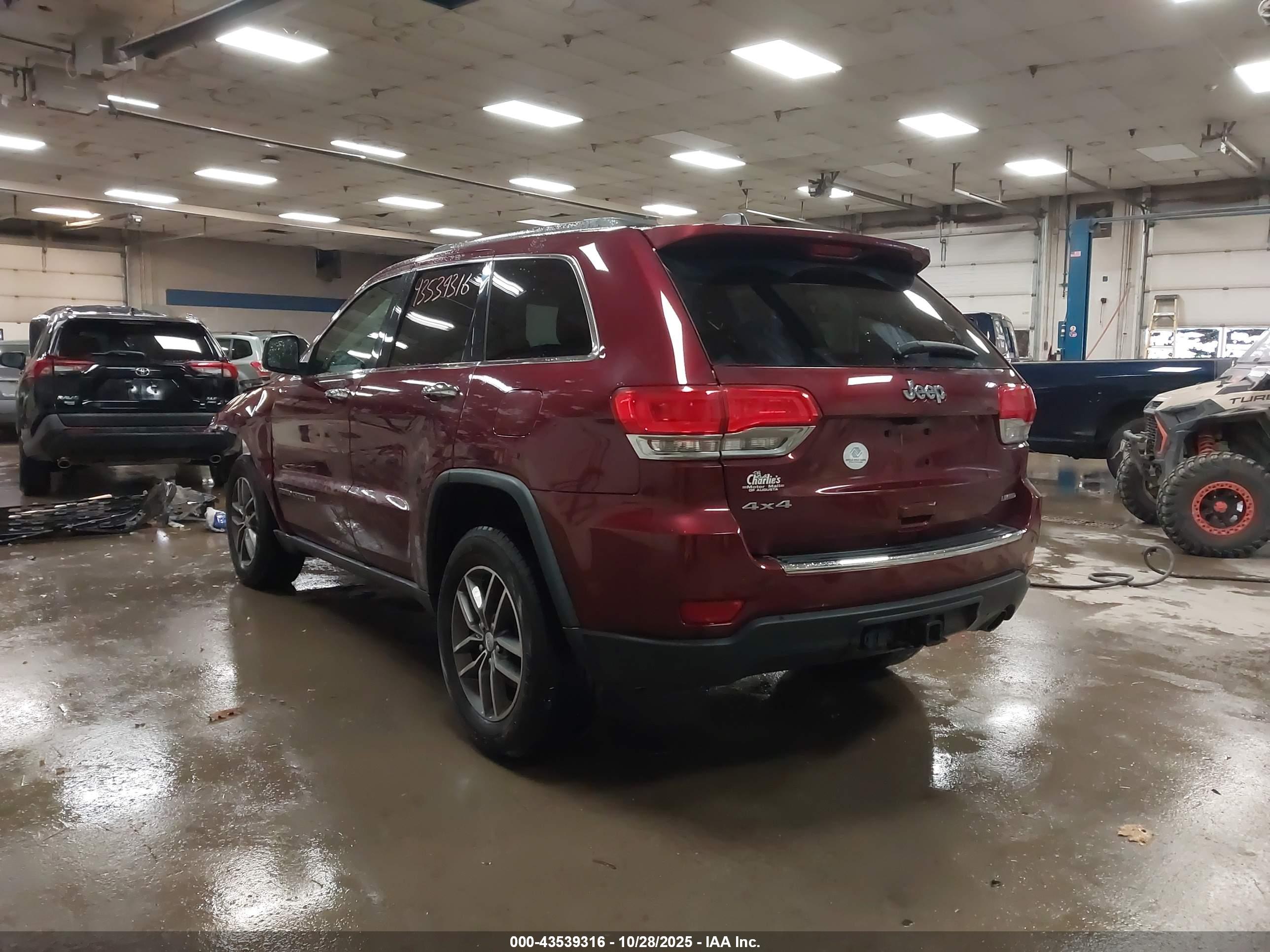 JEEP GRAND image 3