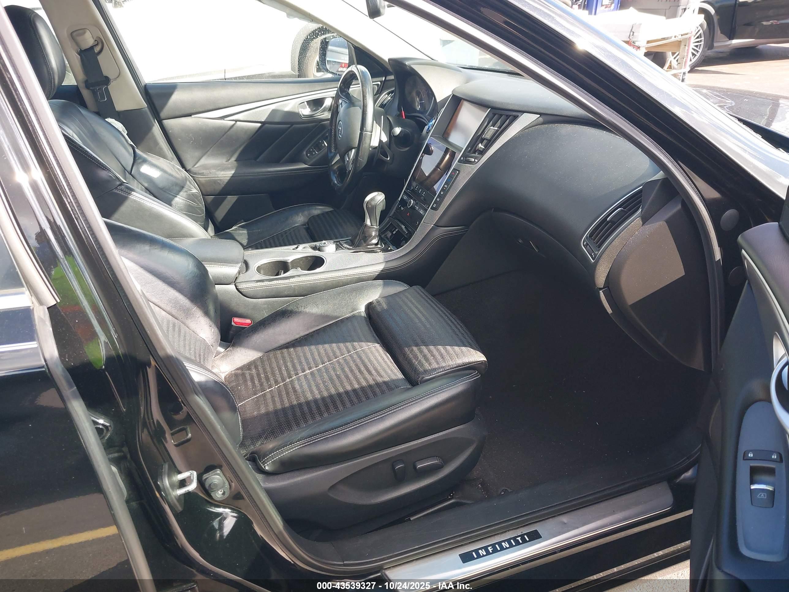 INFINITI Q50 image 5
