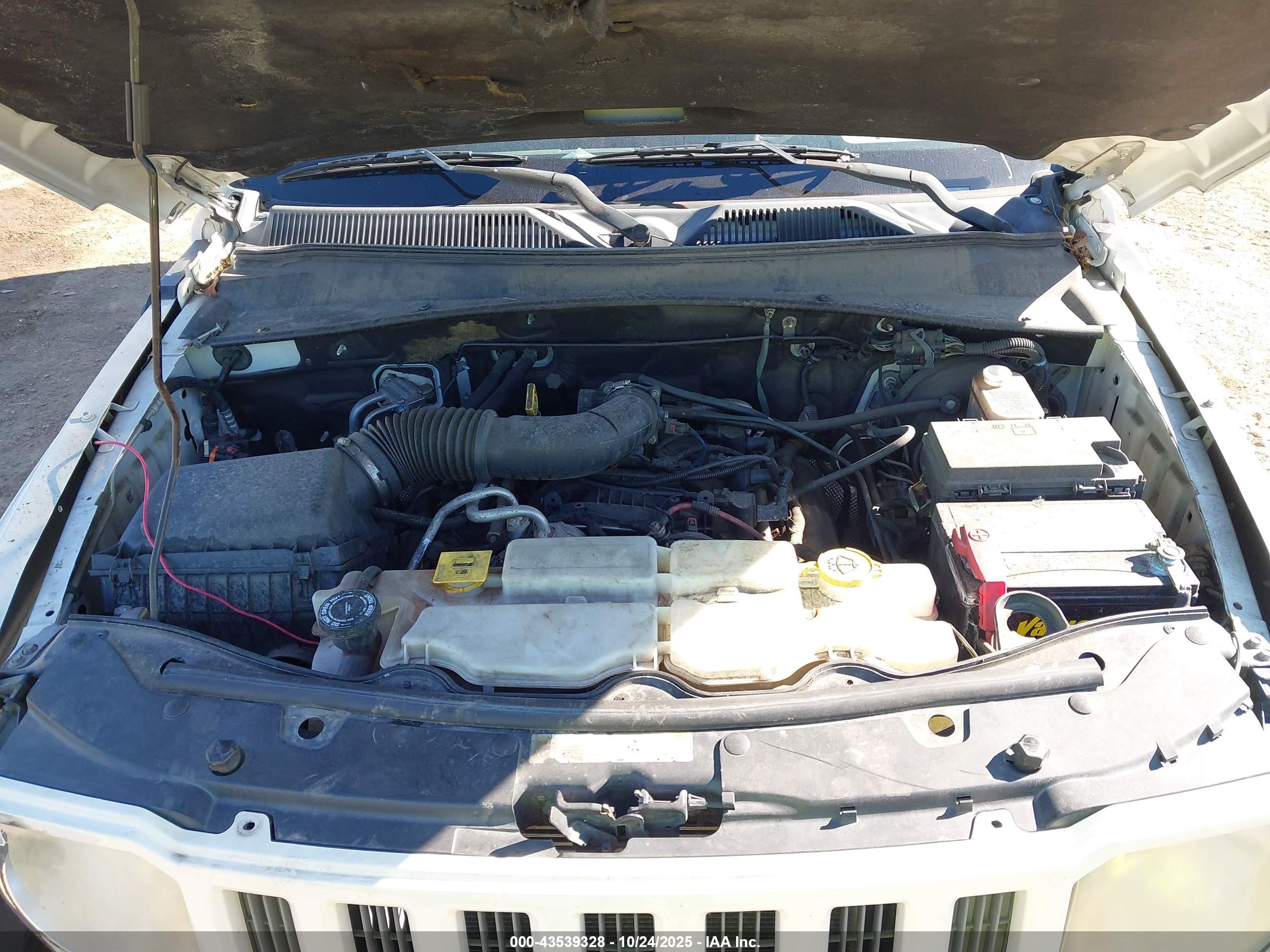 JEEP LIBERTY image 10
