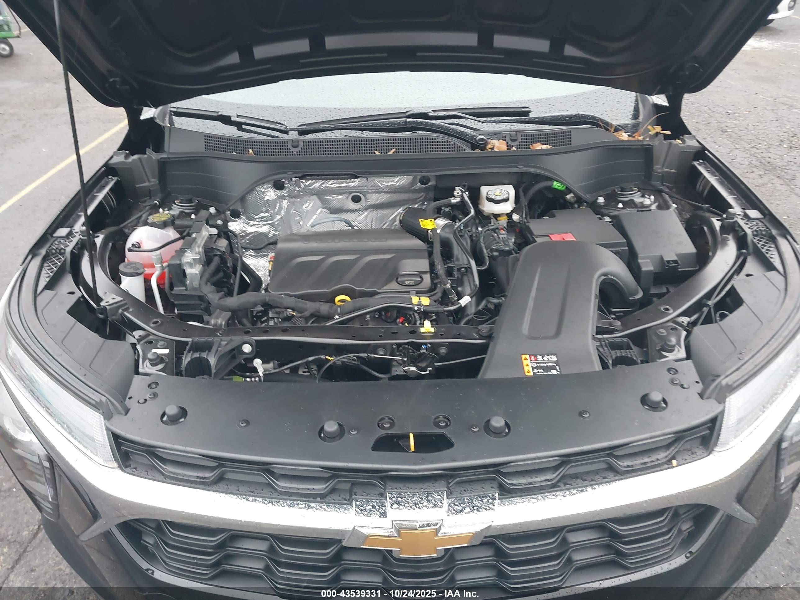 CHEVROLET TRAX image 10