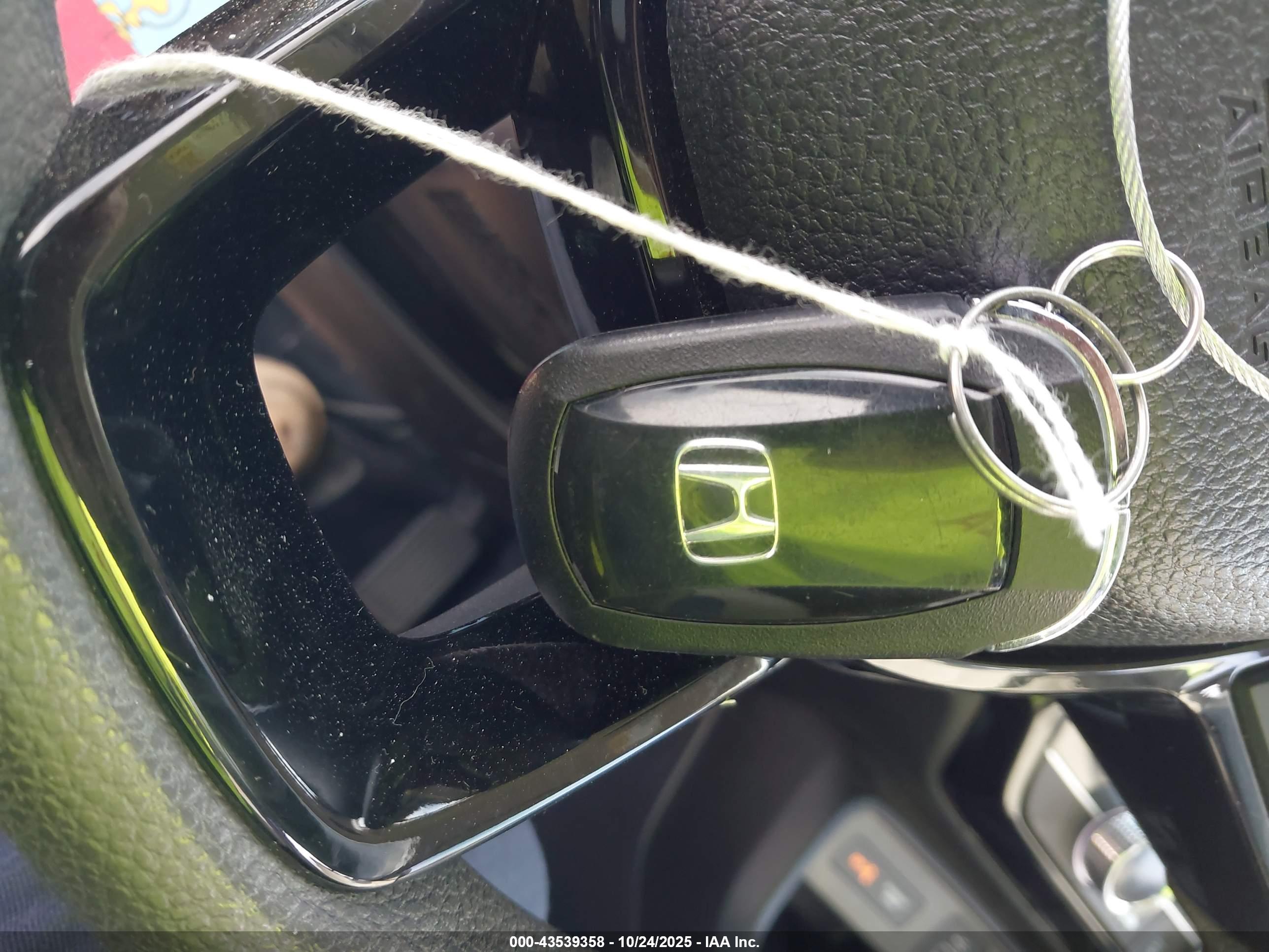 HONDA CIVIC image 11