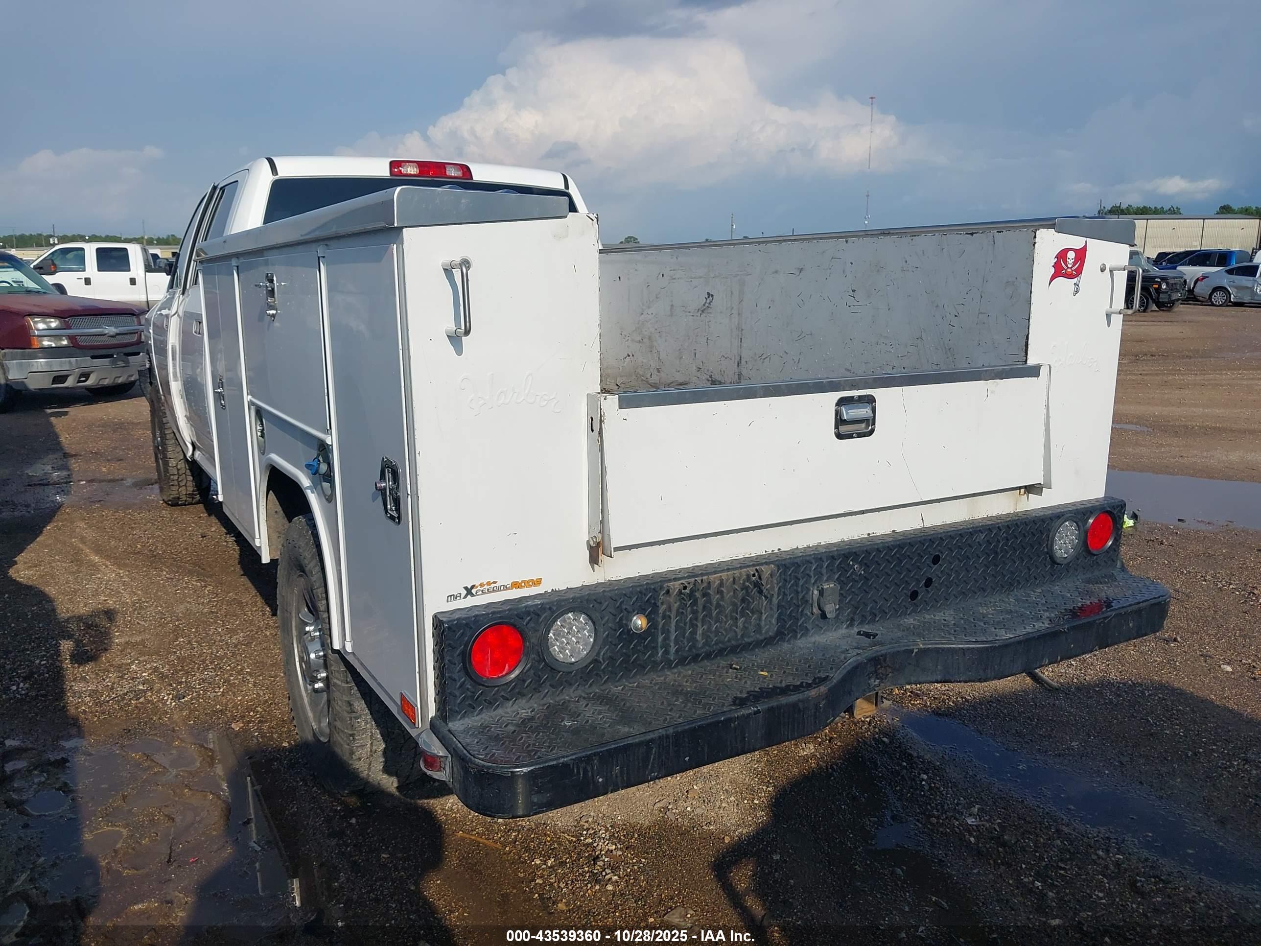 RAM 2500 image 3