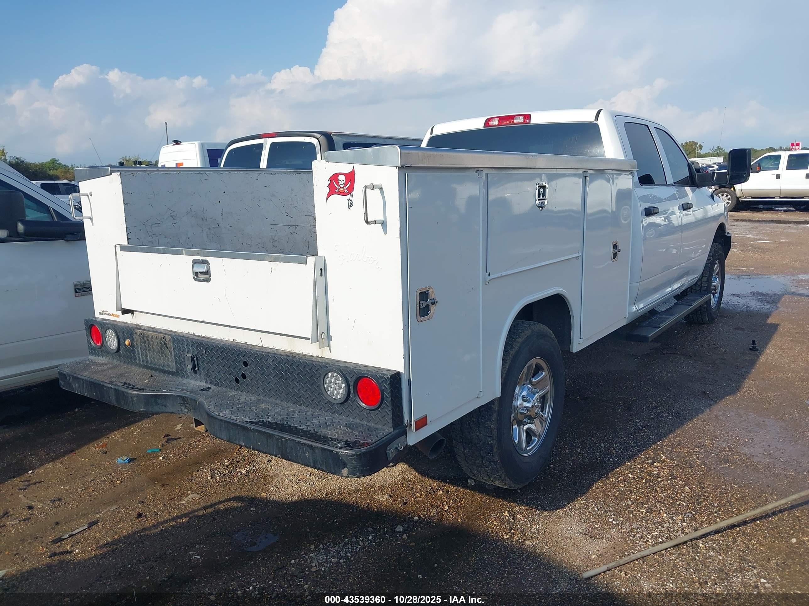 RAM 2500 image 4