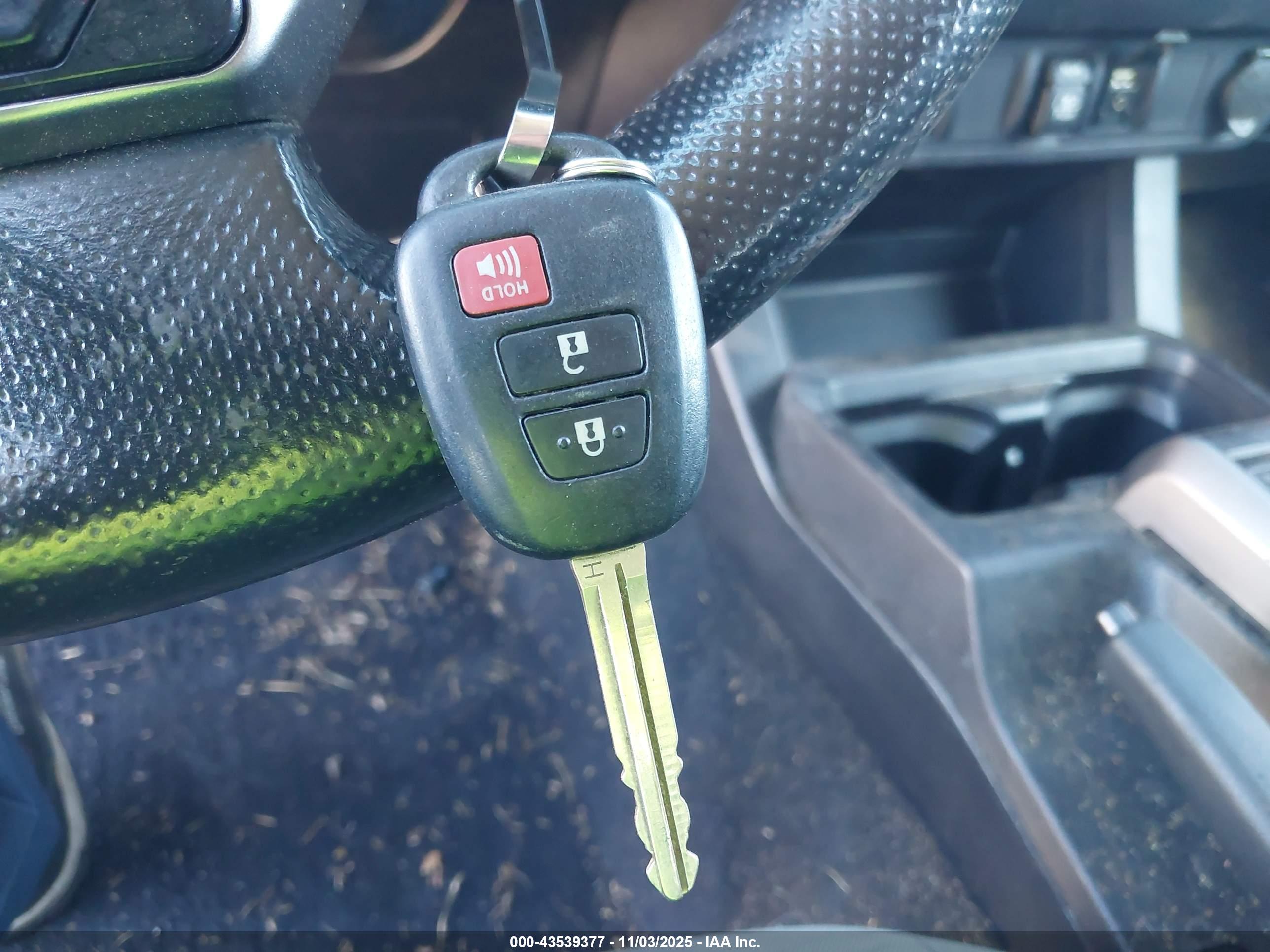 TOYOTA TACOMA image 11