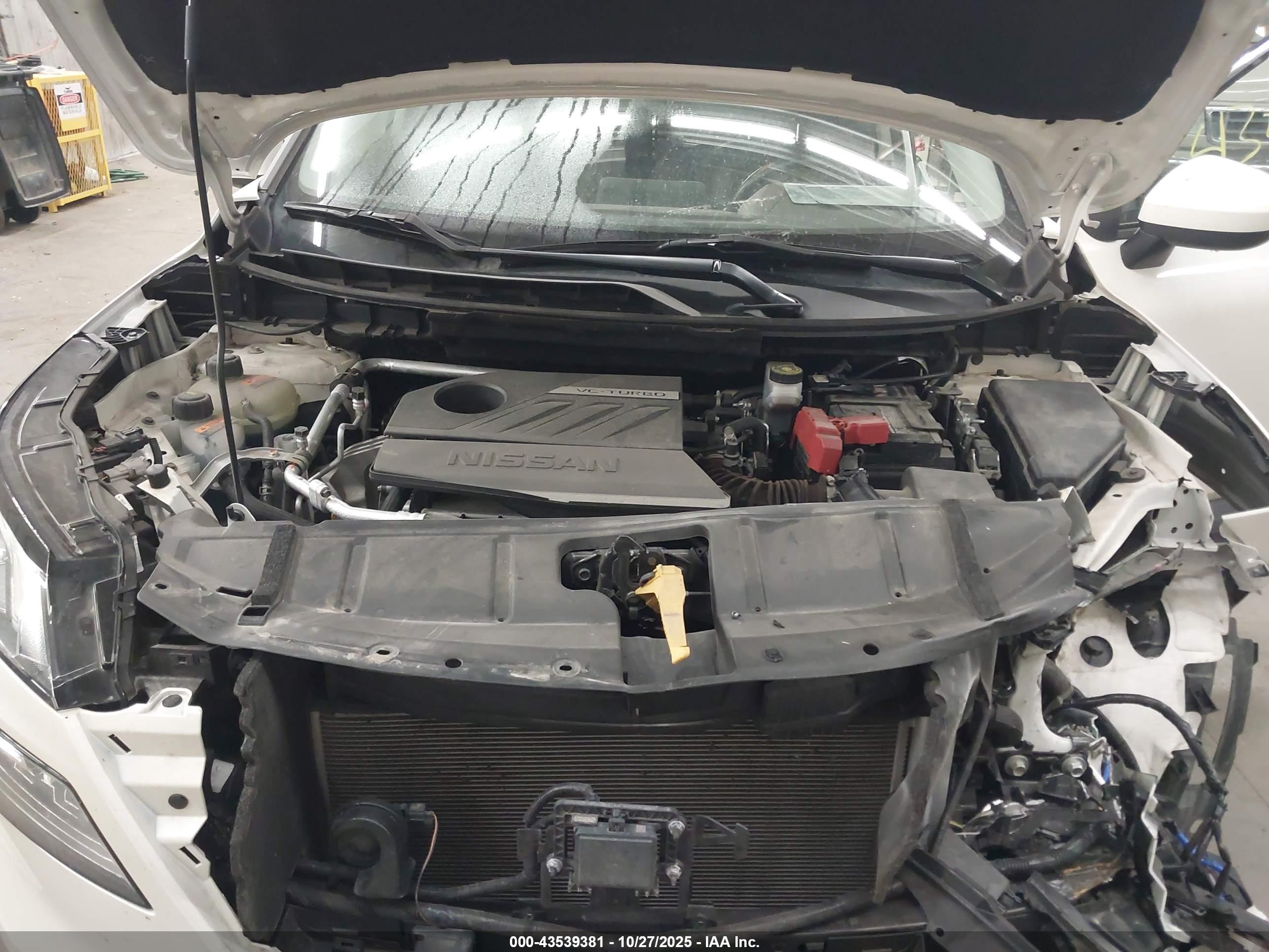 NISSAN ROGUE image 10