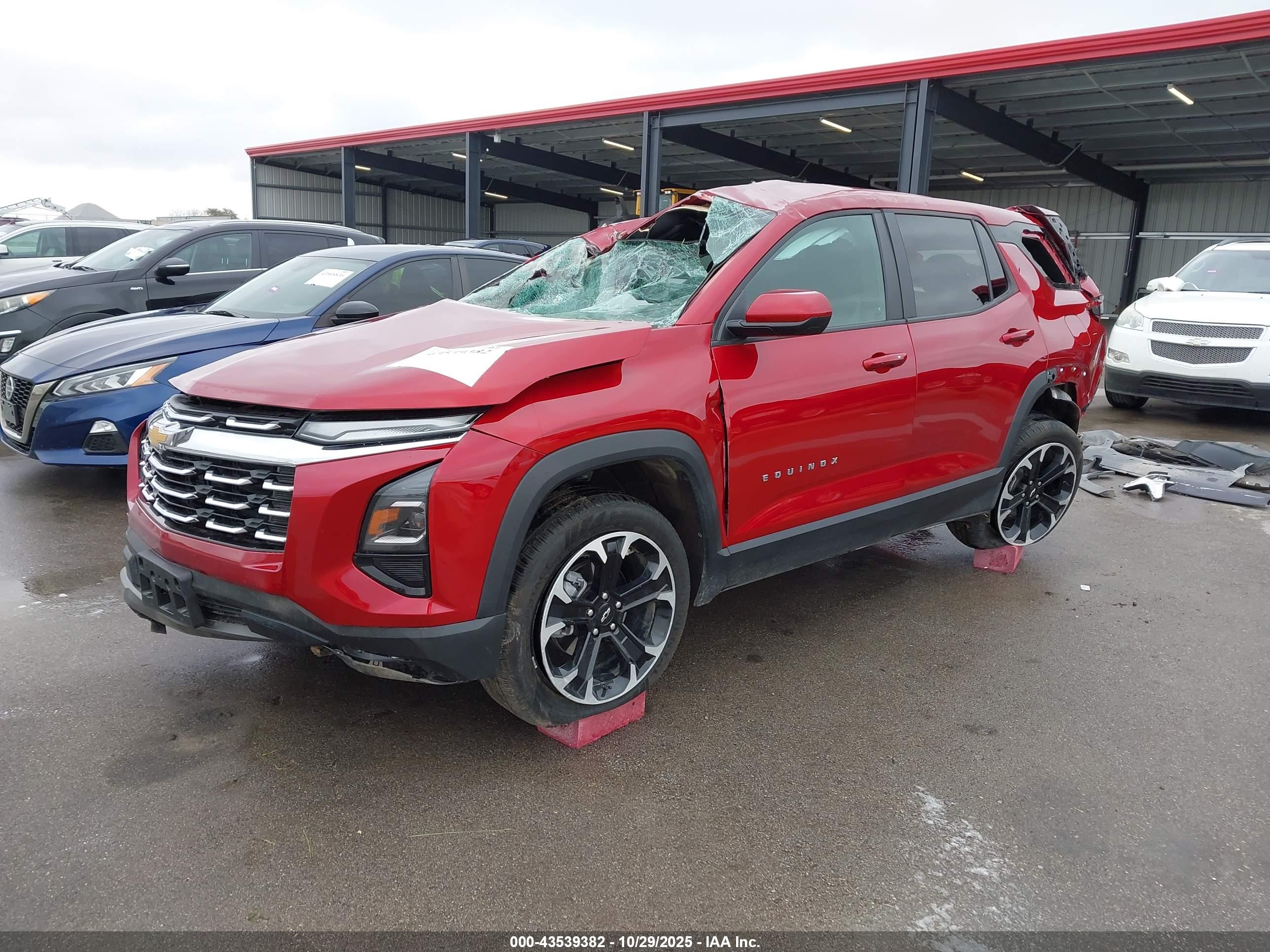 CHEVROLET EQUINOX image 2