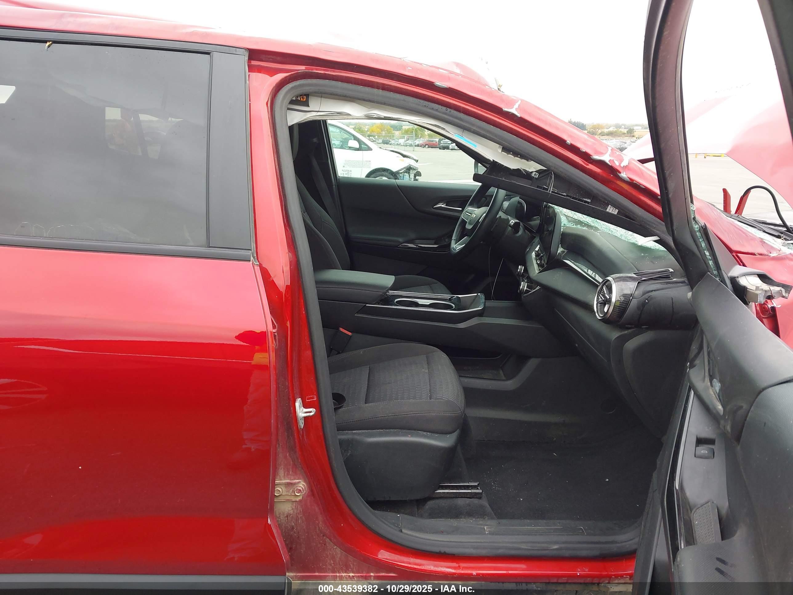 CHEVROLET EQUINOX image 5
