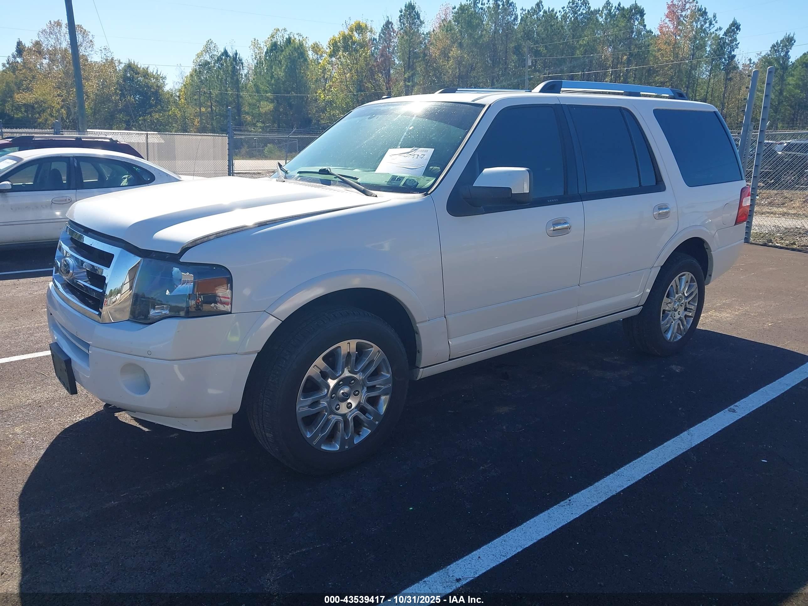 FORD EXPEDITION image 2