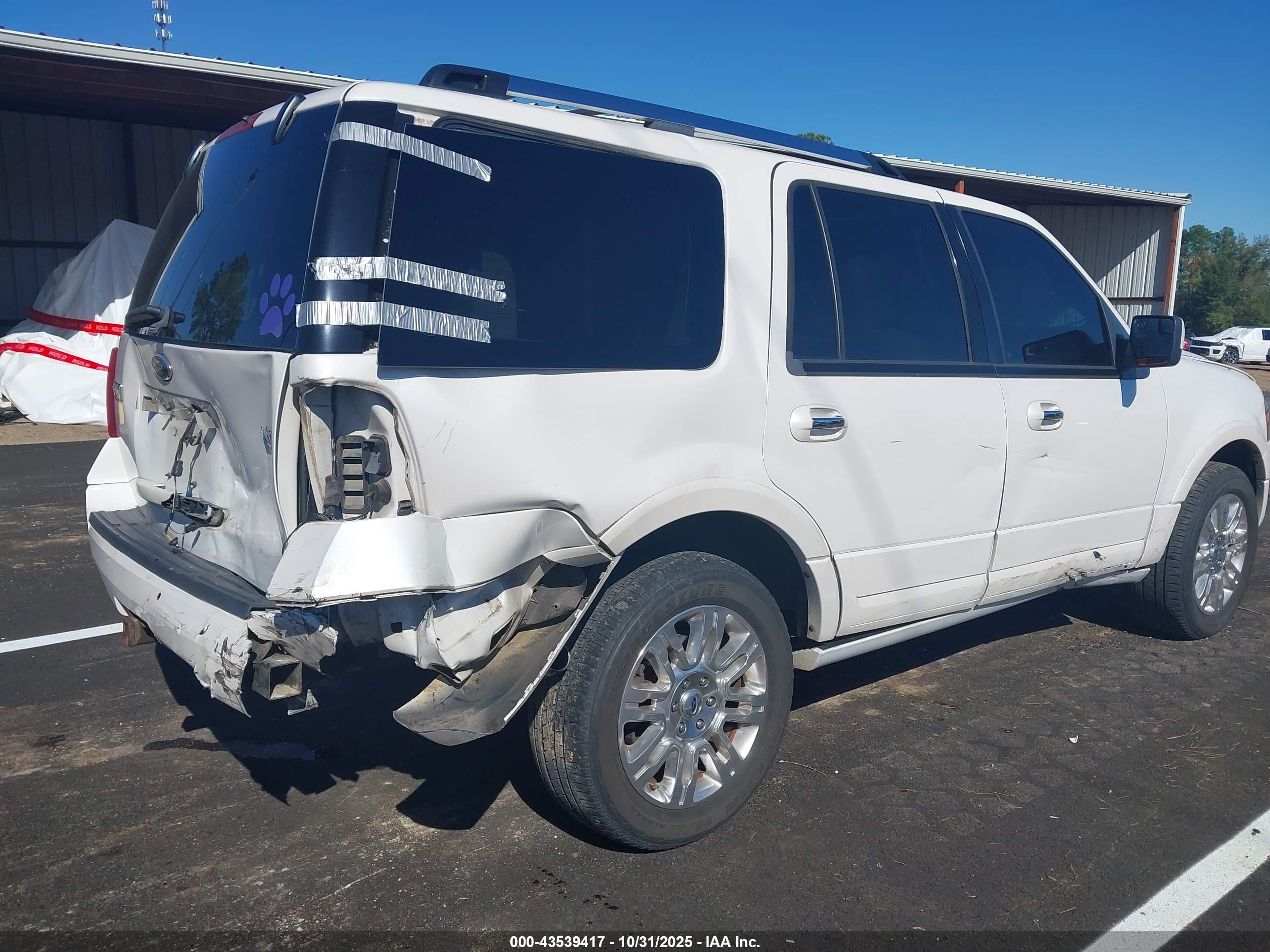 FORD EXPEDITION image 6