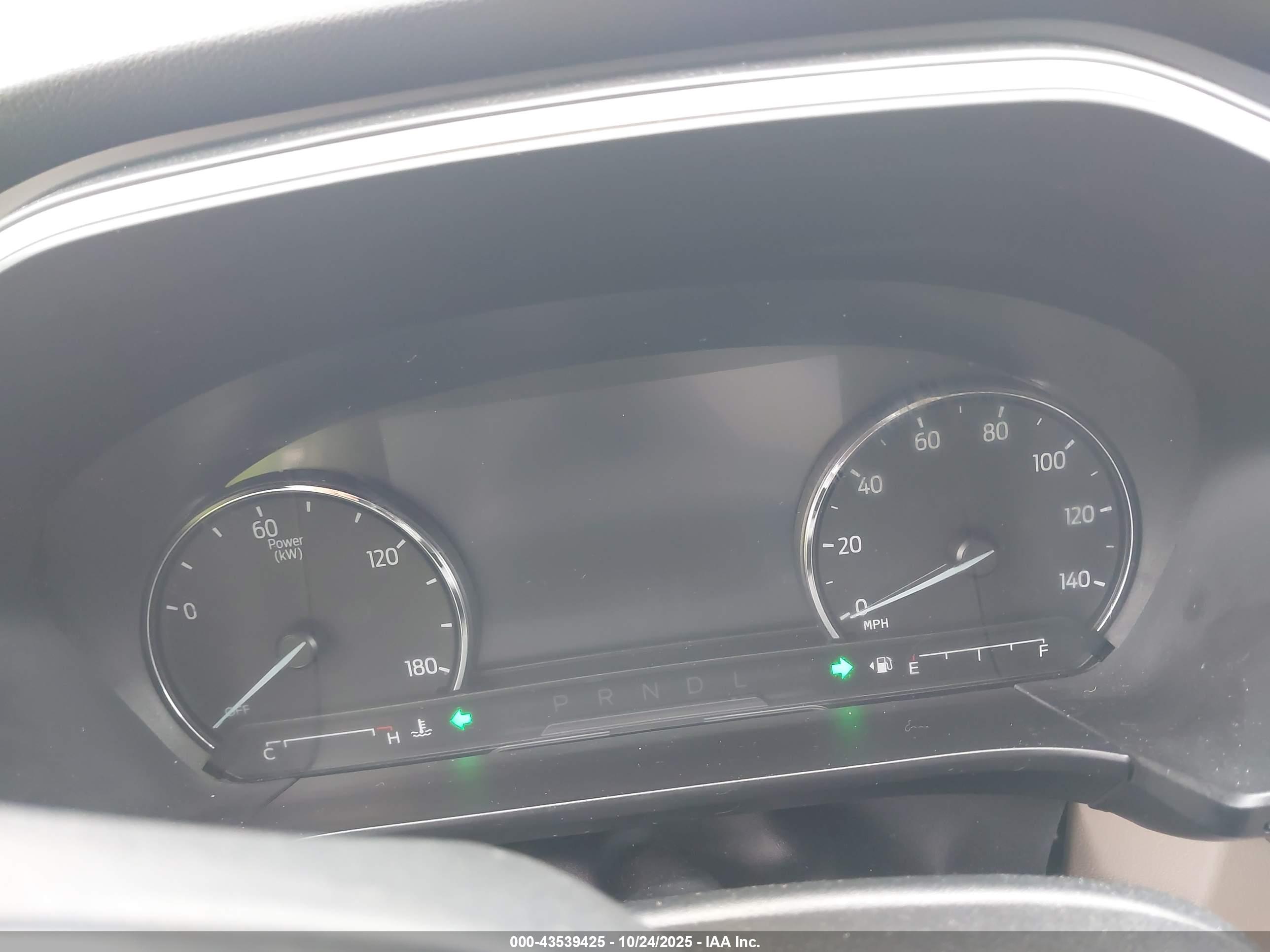 FORD ESCAPE image 7