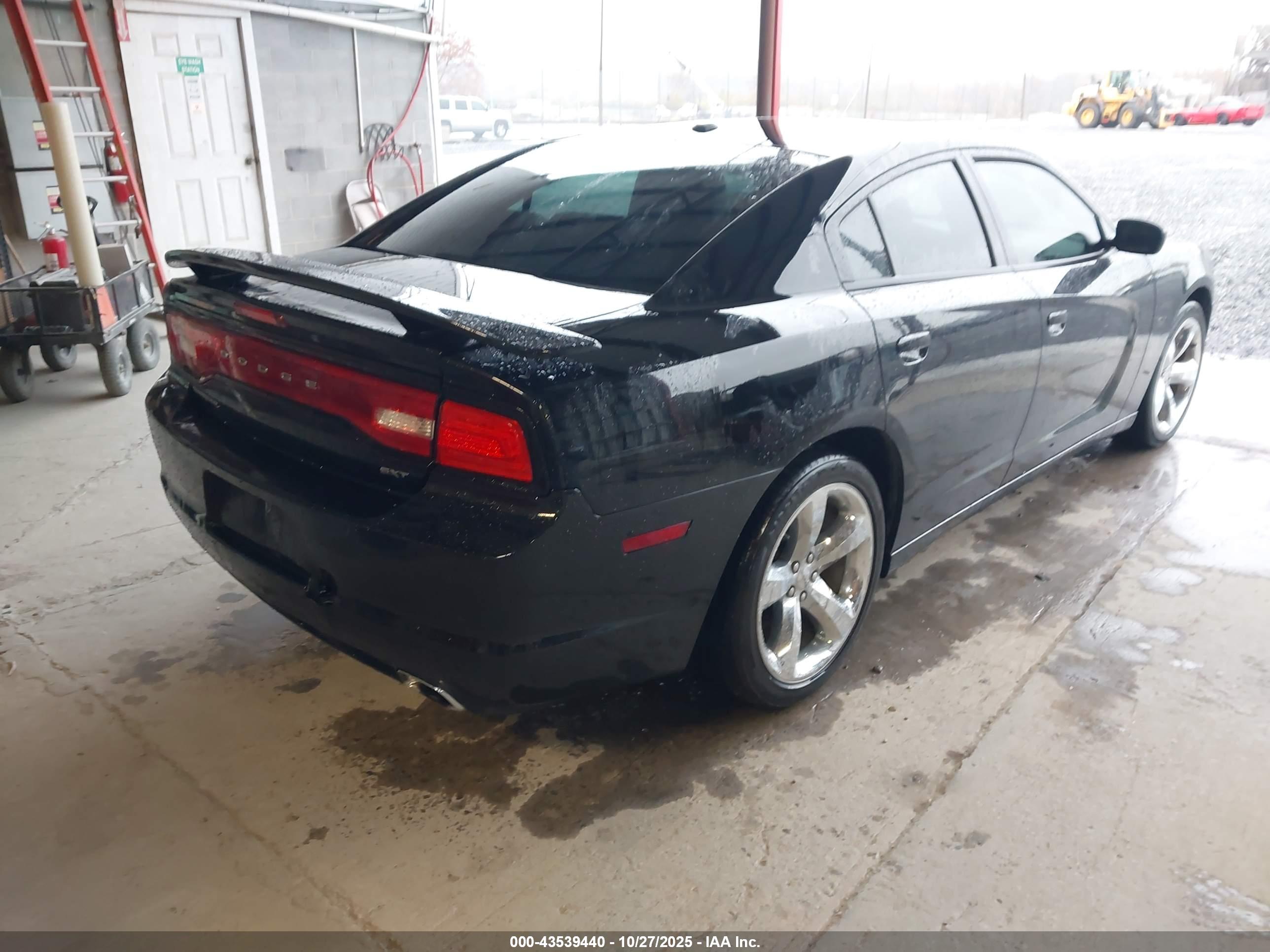 DODGE CHARGER image 4
