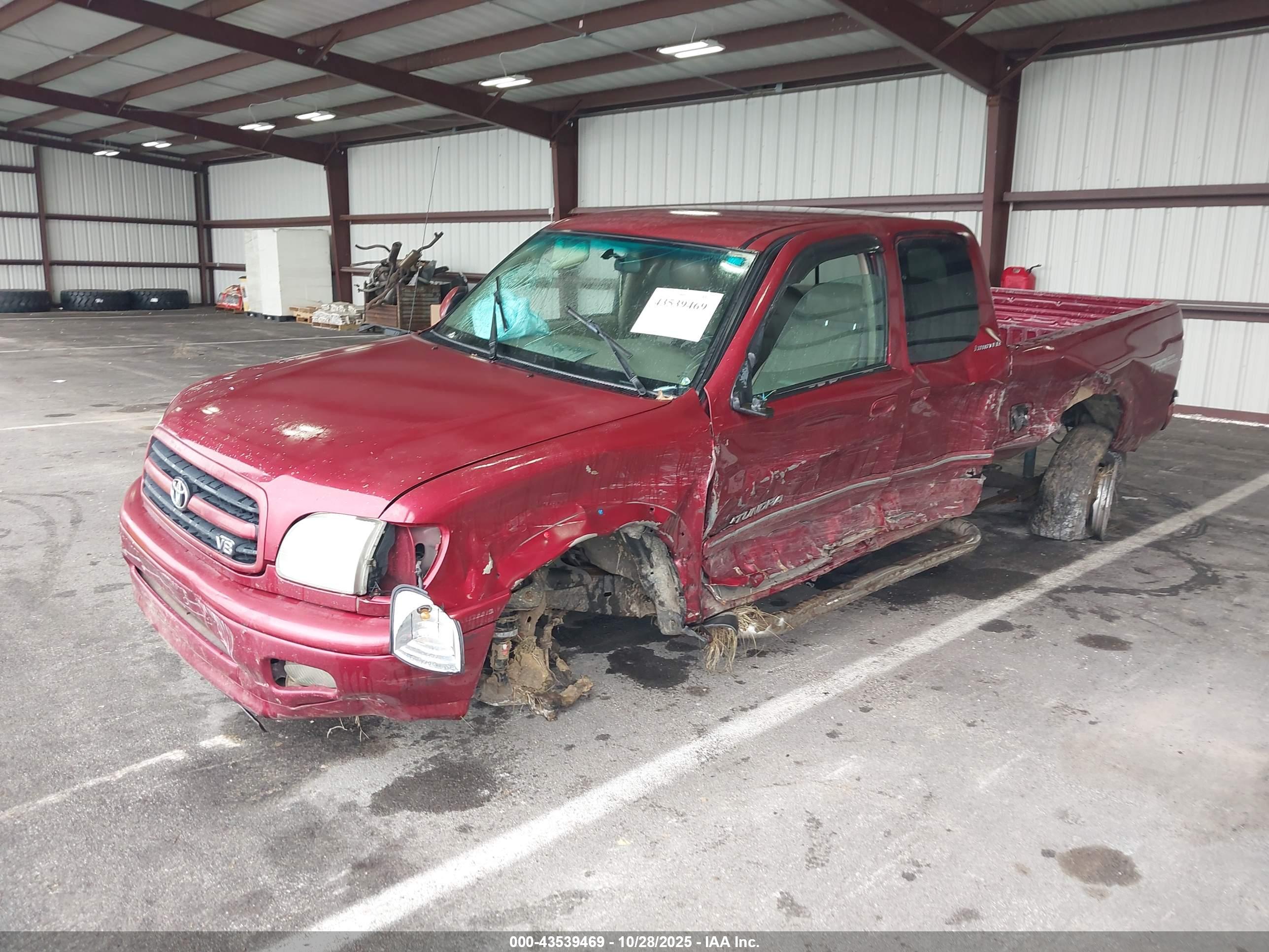 TOYOTA TUNDRA image 2