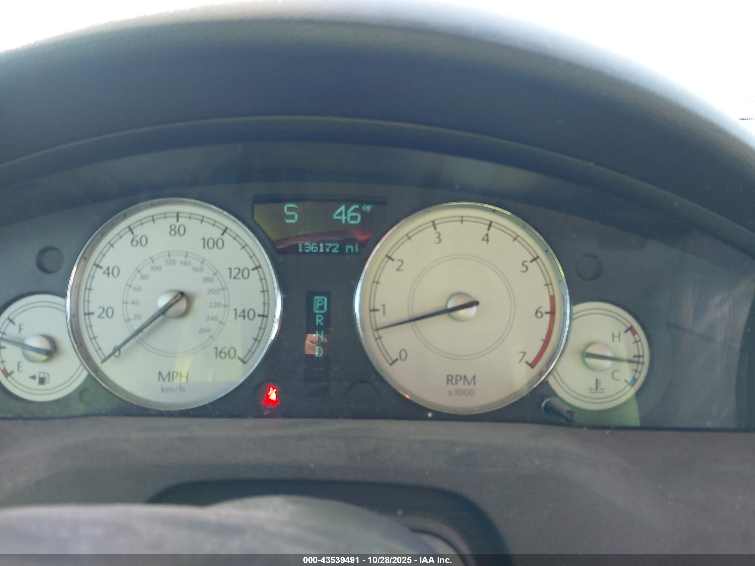 CHRYSLER 300C image 7