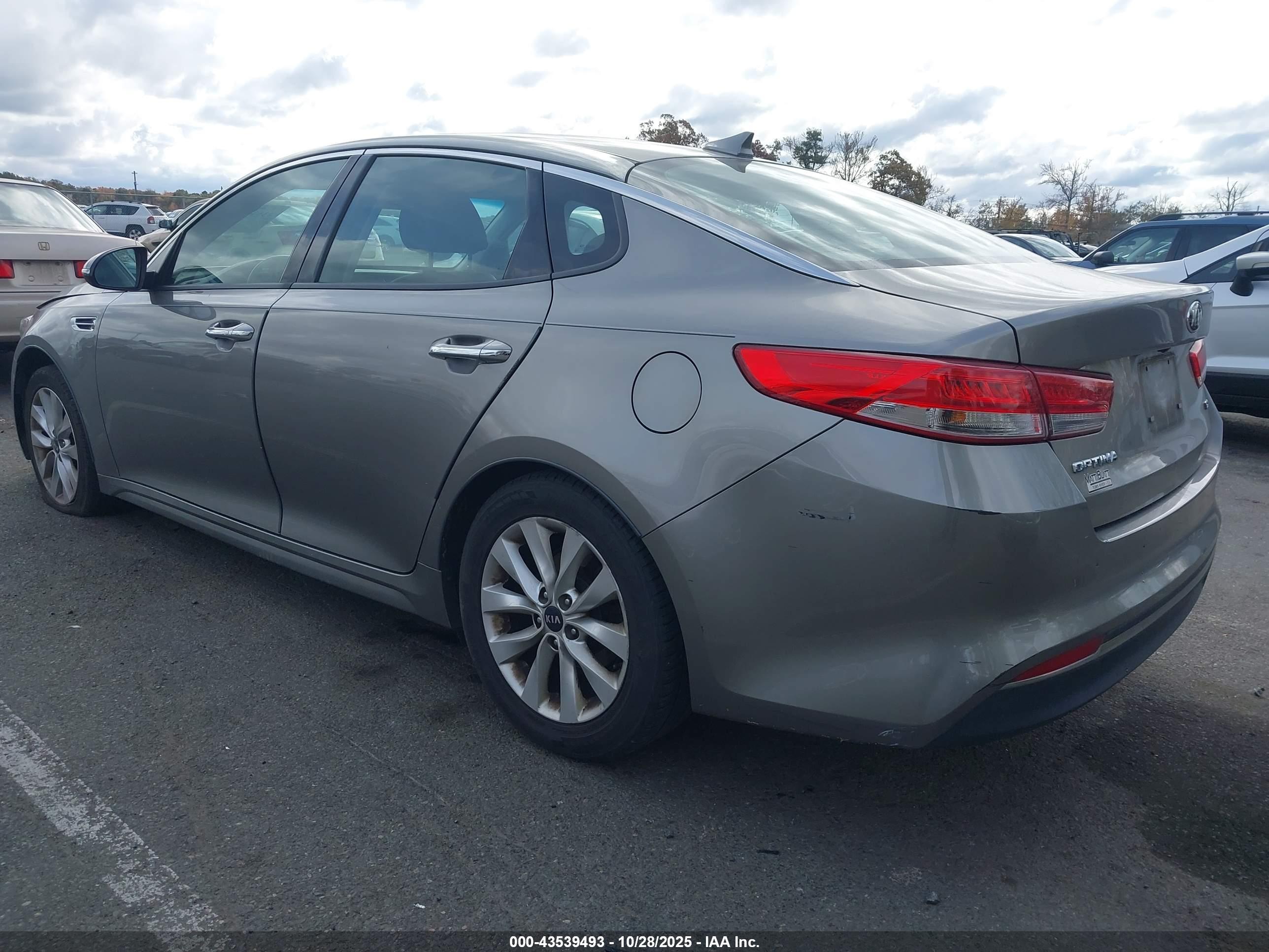 KIA OPTIMA image 3