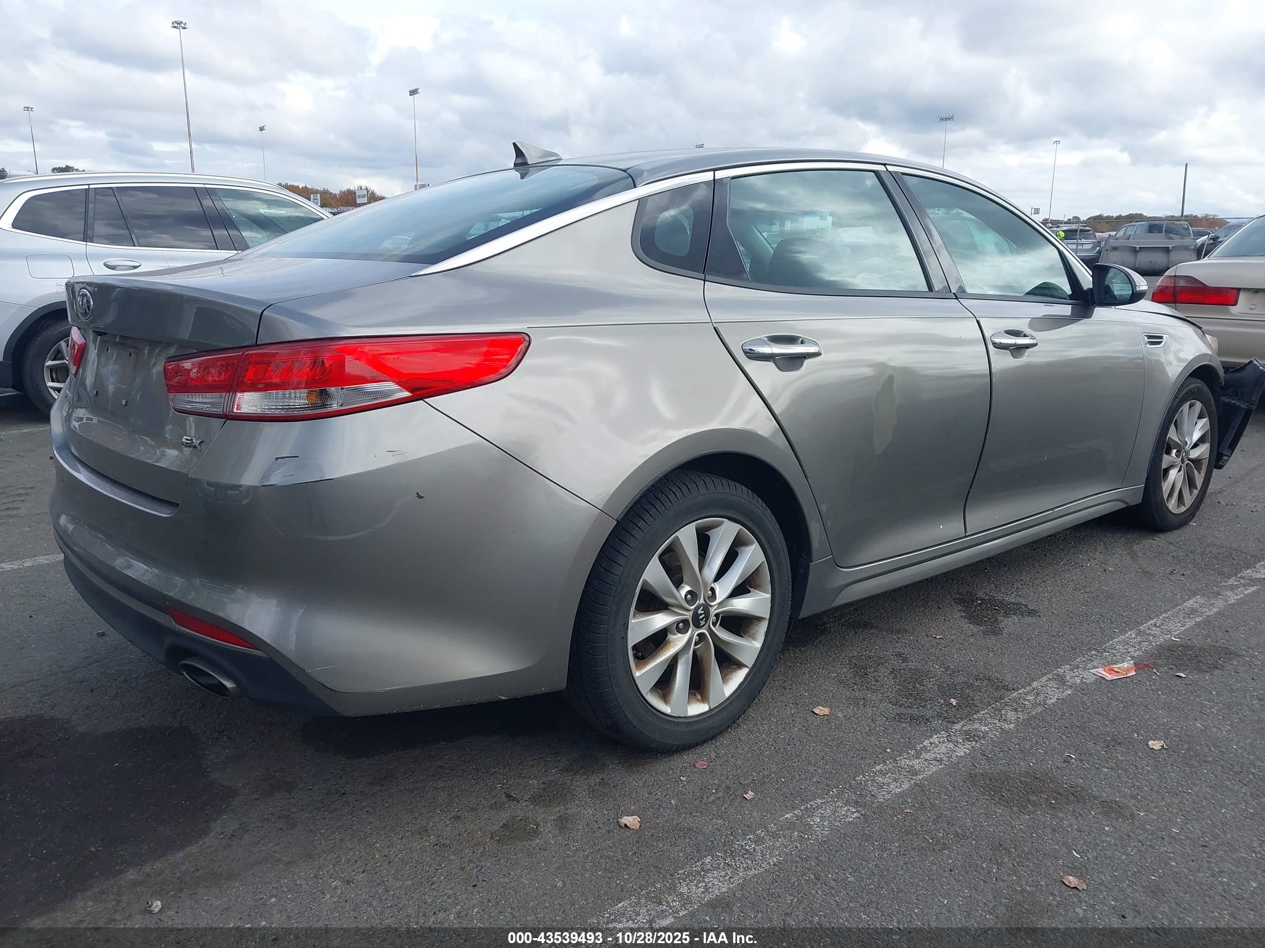 KIA OPTIMA image 4