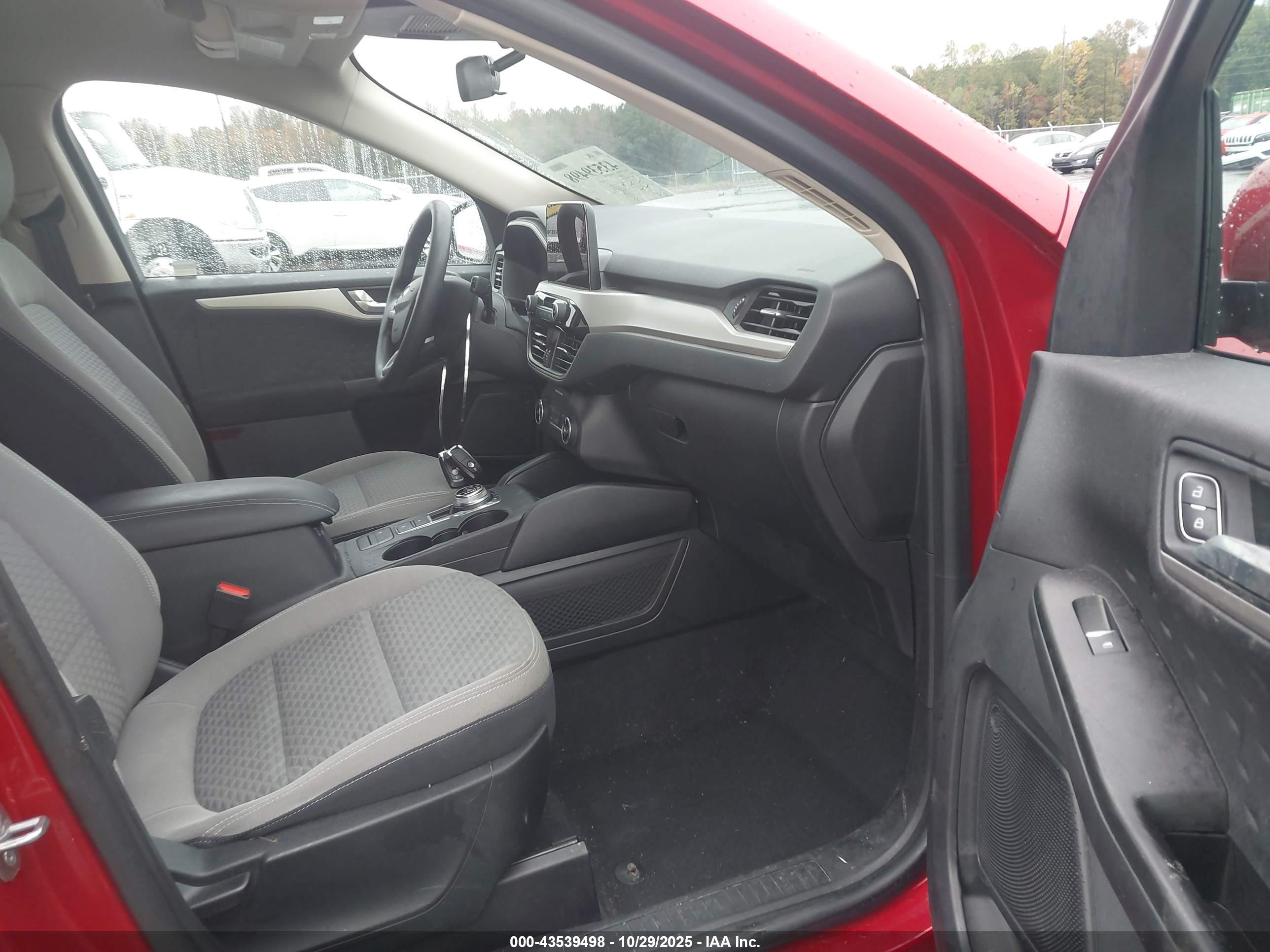 FORD ESCAPE image 5