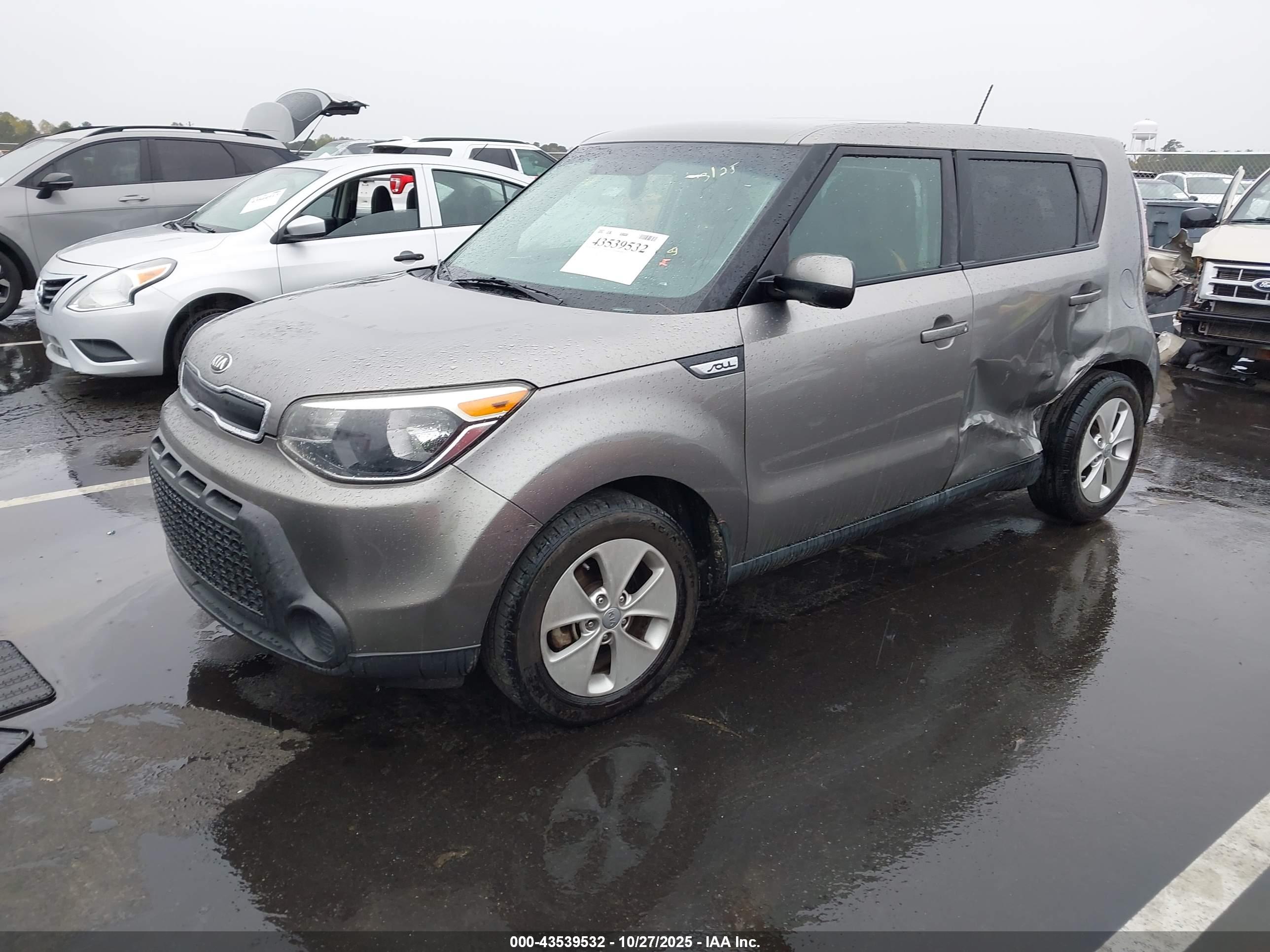 KIA SOUL image 2