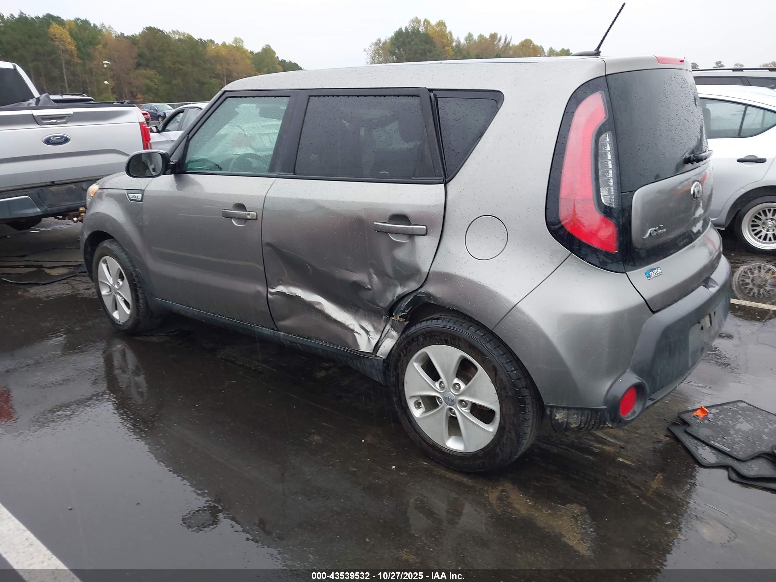 KIA SOUL image 3
