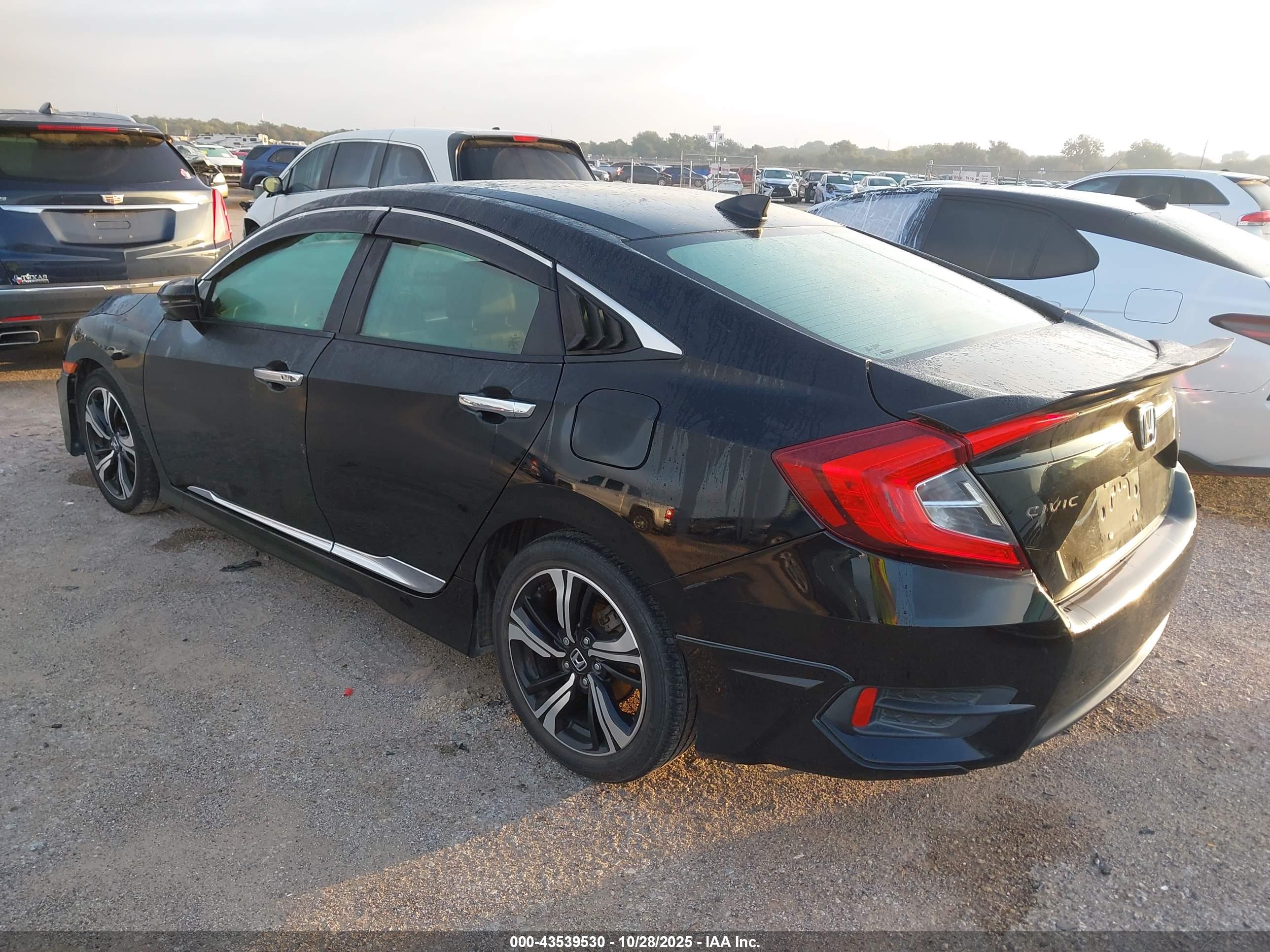 HONDA CIVIC image 3