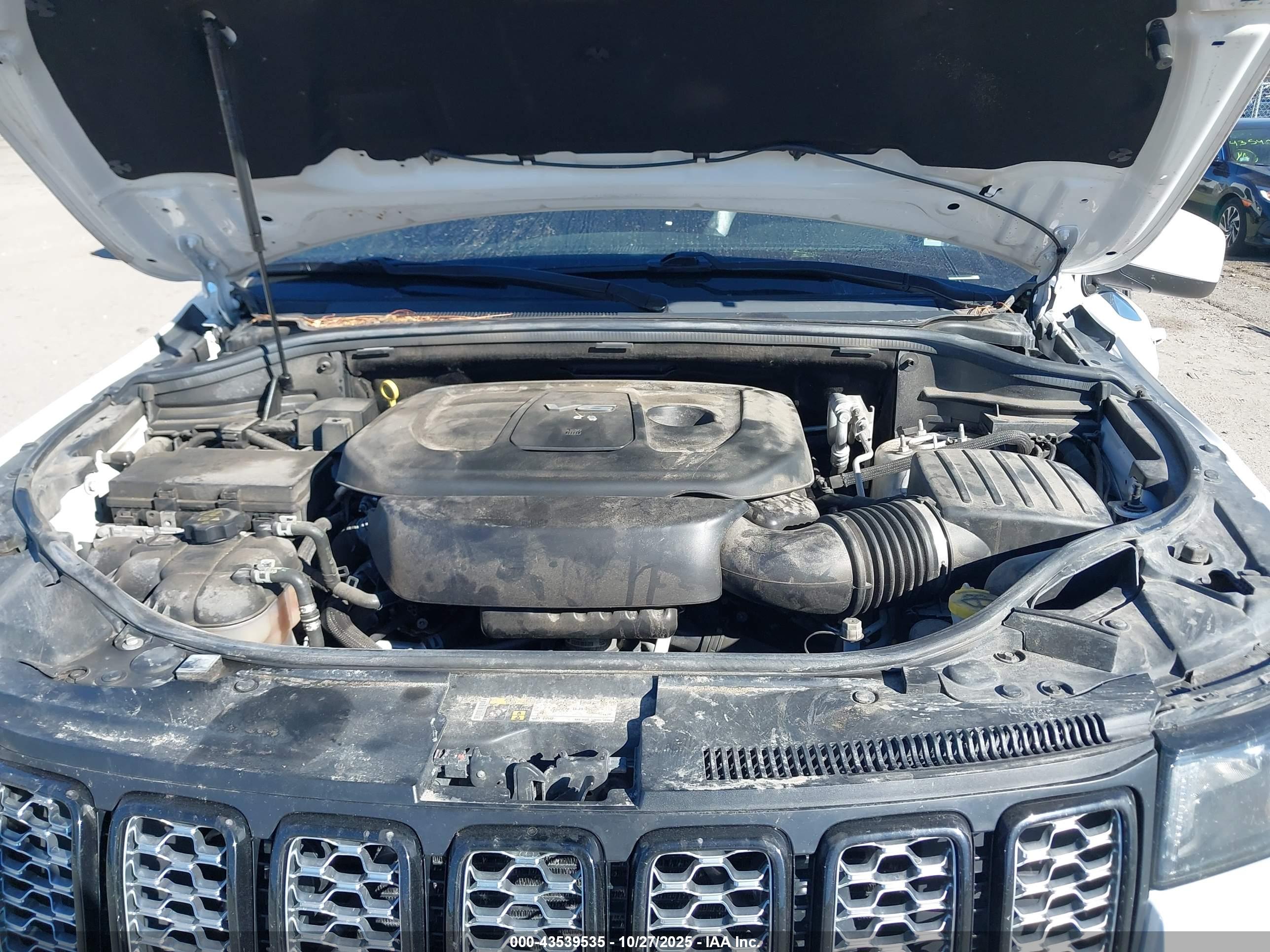JEEP GRAND image 10