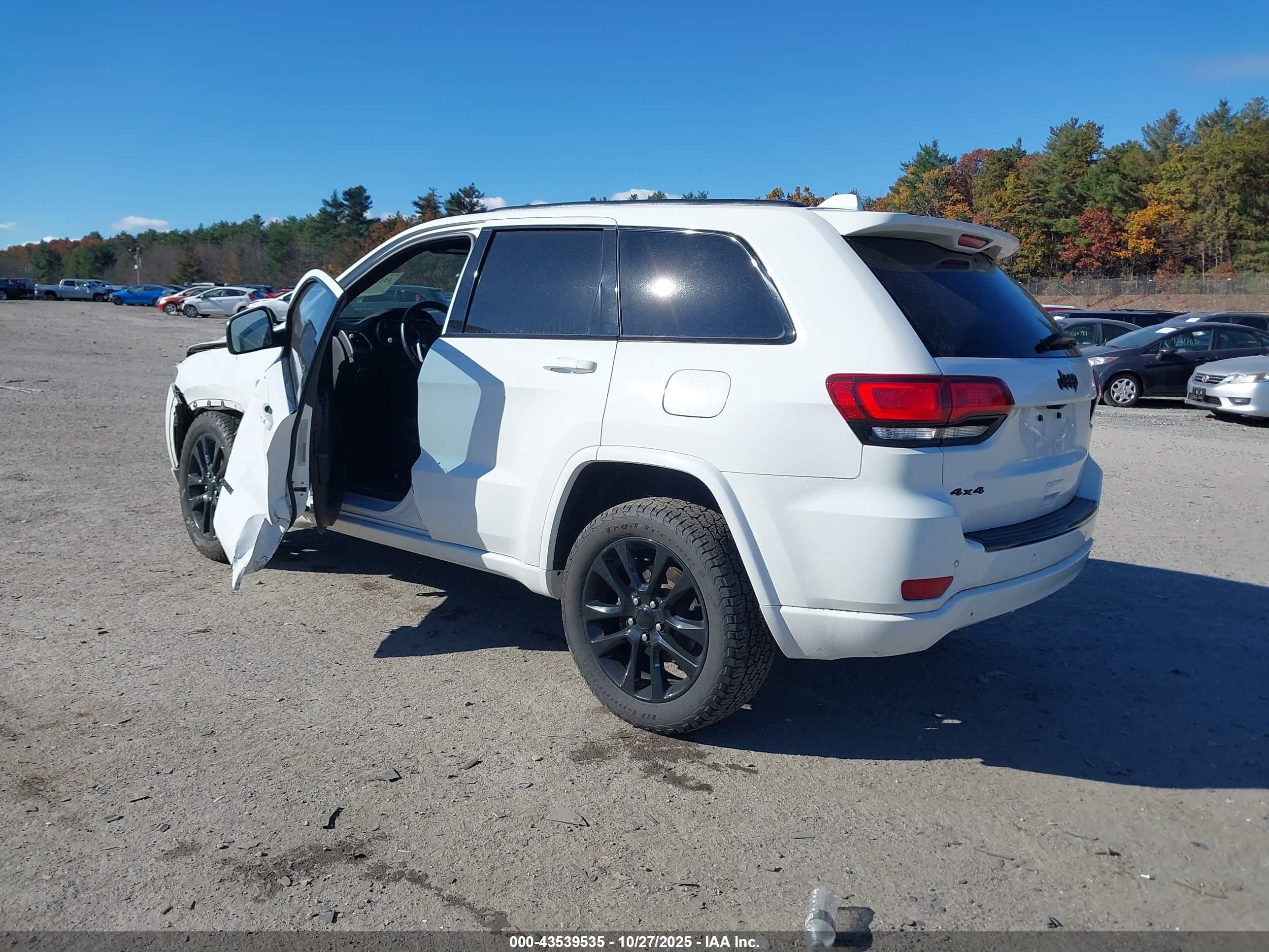 JEEP GRAND image 3