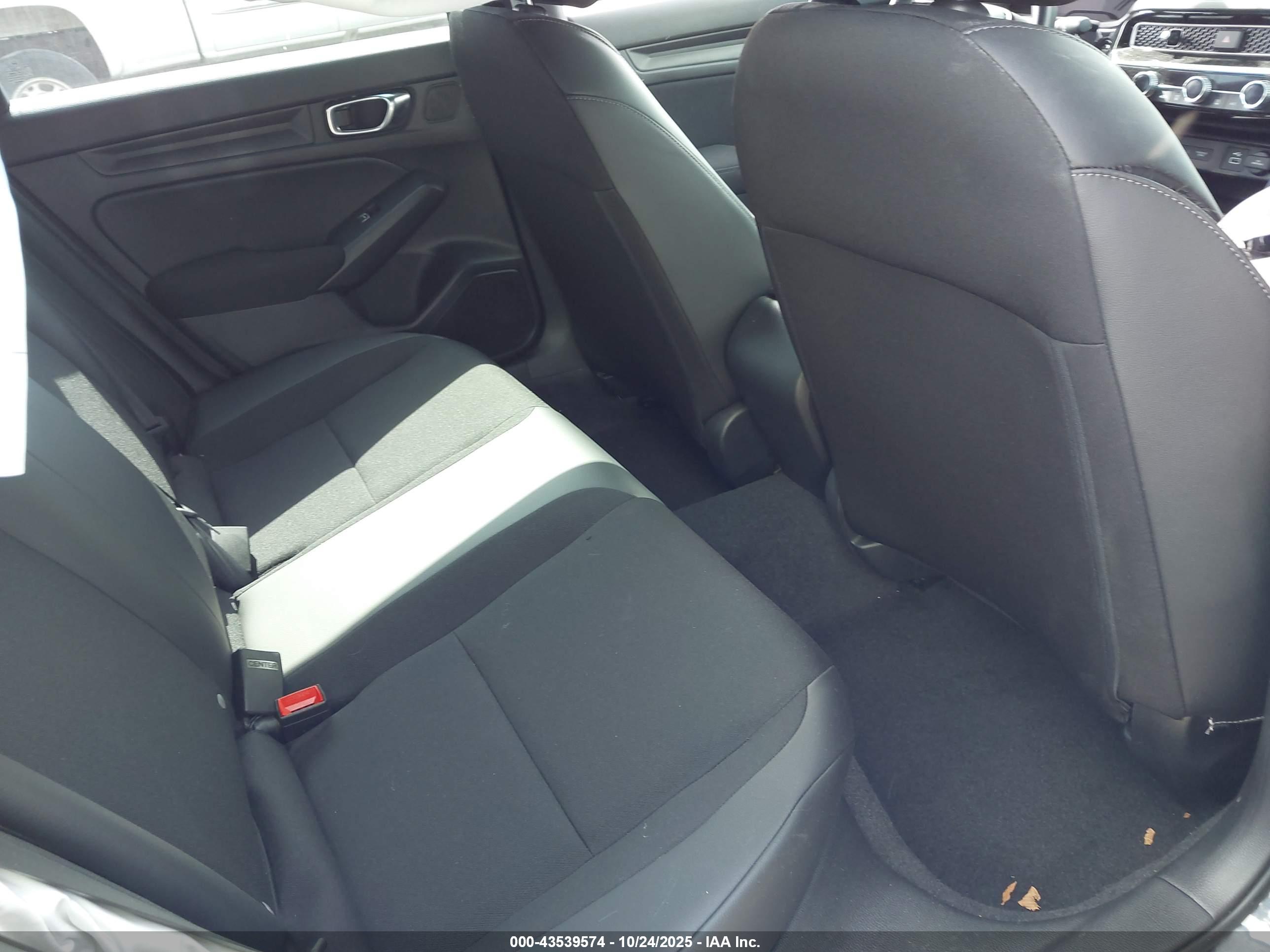 HONDA CIVIC image 8